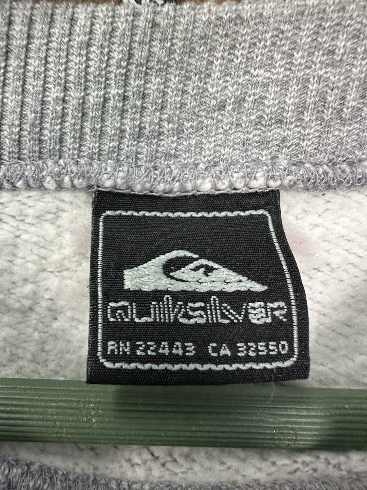 Quiksilver Vintage 90s Hook Ups Quiksilver Crop Top Crewneck Z389 Size US M / EU 48-50 / 2 - 9 Thumbnail