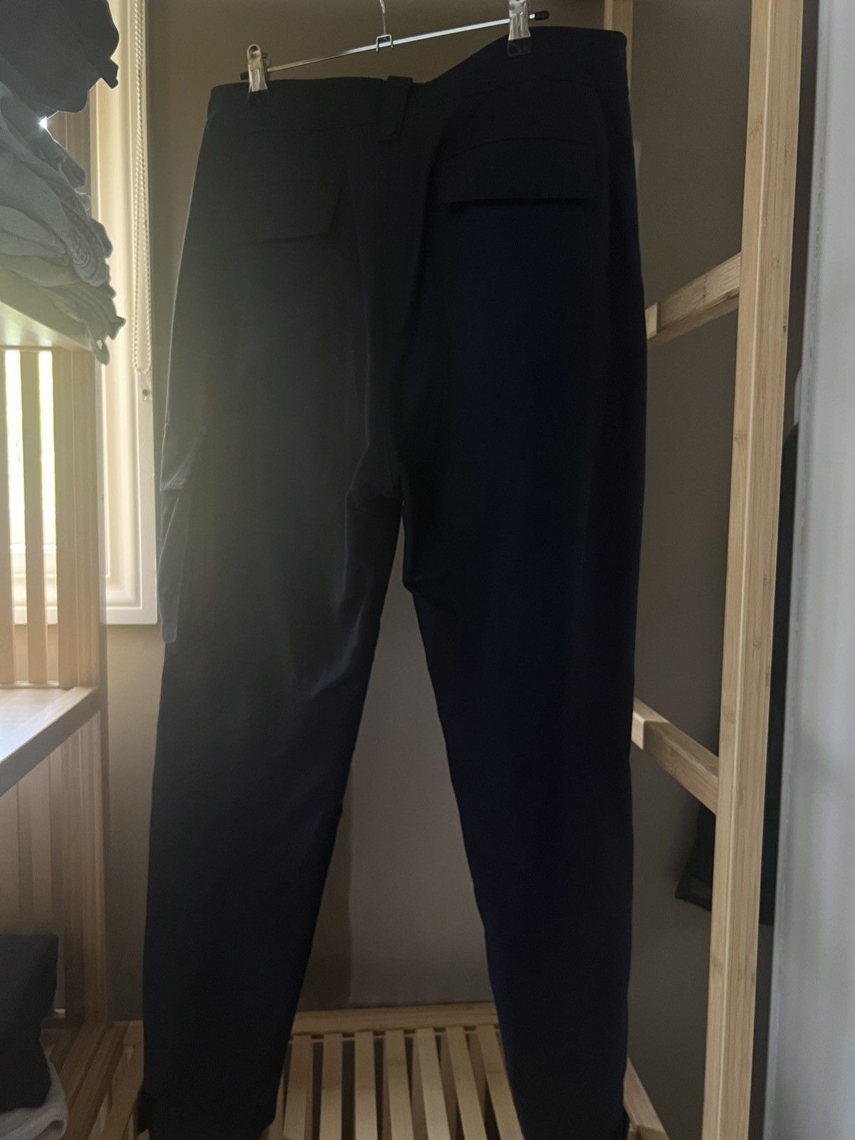 1017 ALYX 9SM × Dior Dior x Alyx Cargo Pants - Navy Blue Size US 34 / EU 50 - 7 Thumbnail