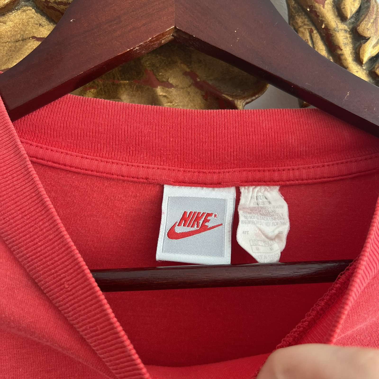 Jordan Brand Vintage 1990s Nike Michael Jordan Red Tag Large Tee Size US L / EU 52-54 / 3 - 6 Thumbnail