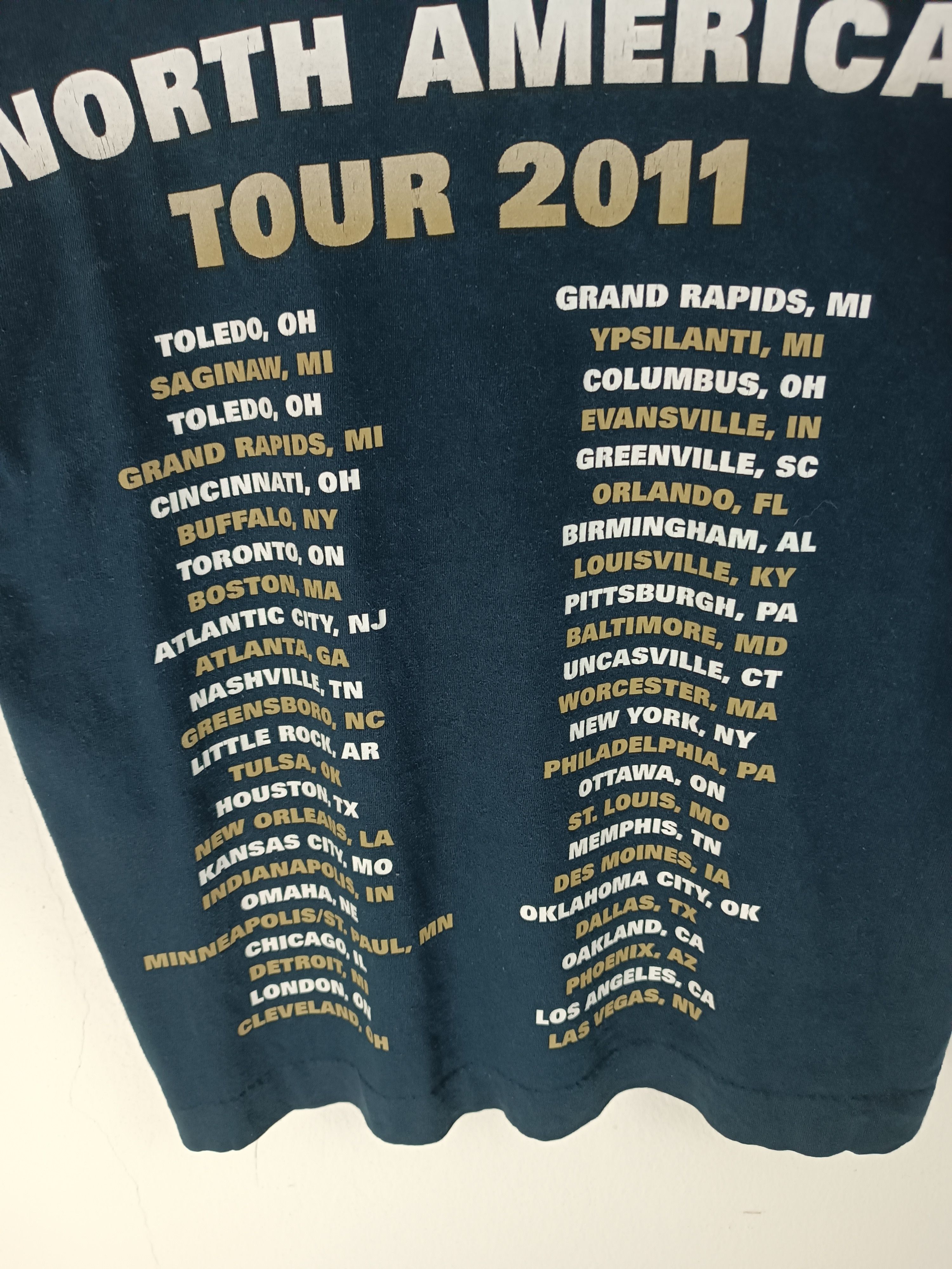 Band Tees VINTAGE '11 BOB SEGER AND THE SILVER BULLET TOUR CROP TEE Size US M / EU 48-50 / 2 - 12 Thumbnail