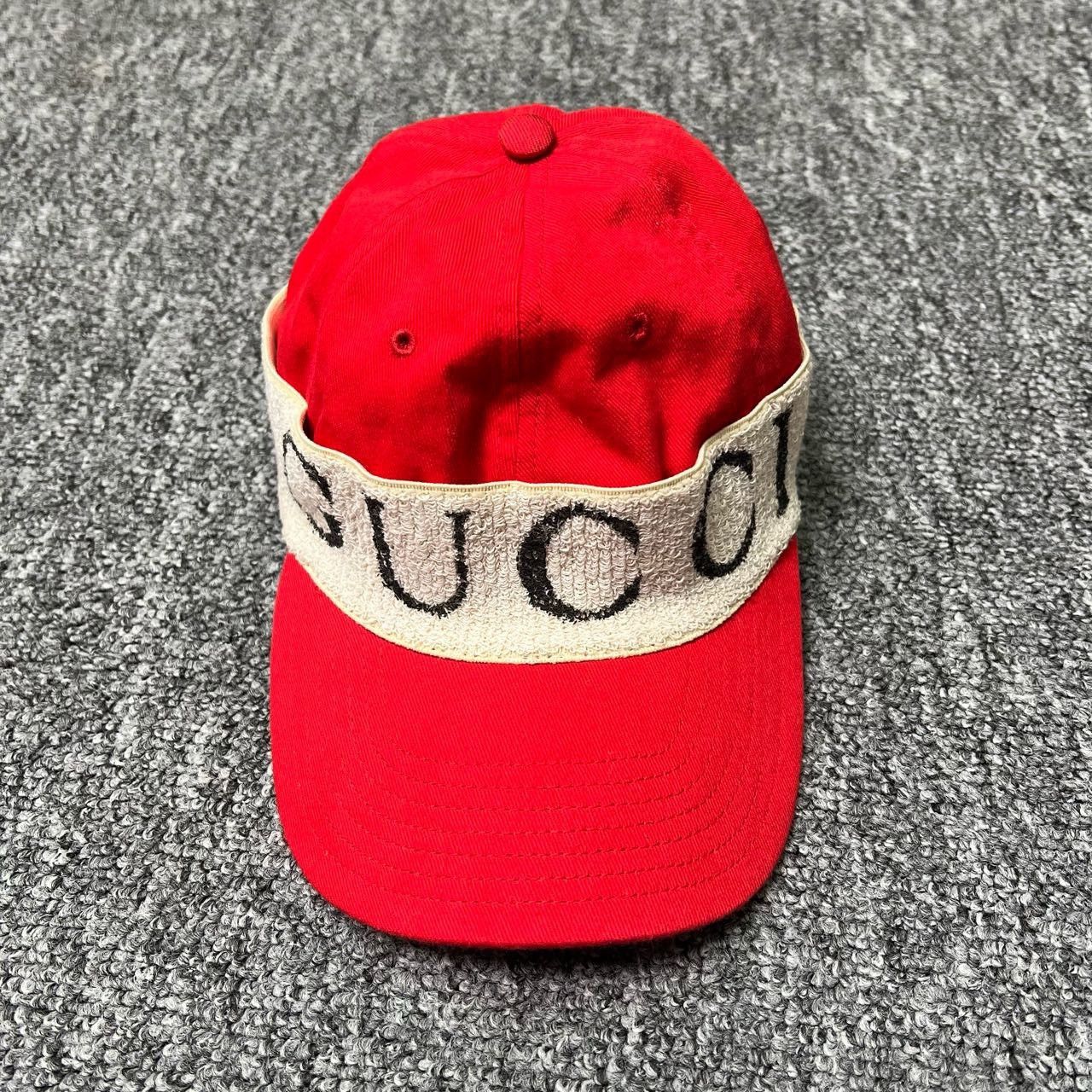 Gucci Gucci Red towel hat 2501-Nextarrow Size ONE SIZE - 1 Thumbnail