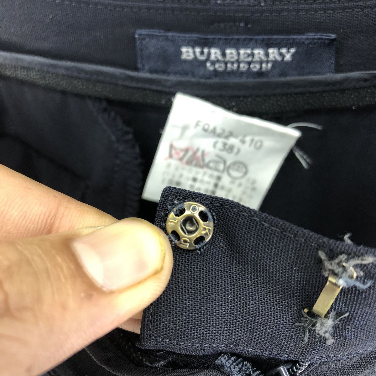 Burberry Vintage 2000s Burberry Summer Pants - See through Size 26" / US 2 / IT 38 - 10 Thumbnail