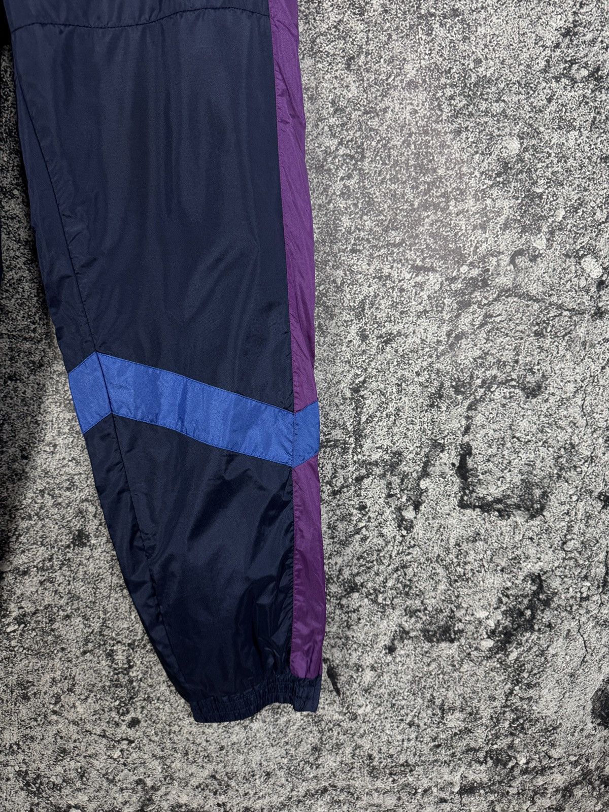 Adidas Adidas Nylon Track Pants Vintage 90s Style Zip Cuffs Size L Size US 34 / EU 50 - 5 Thumbnail