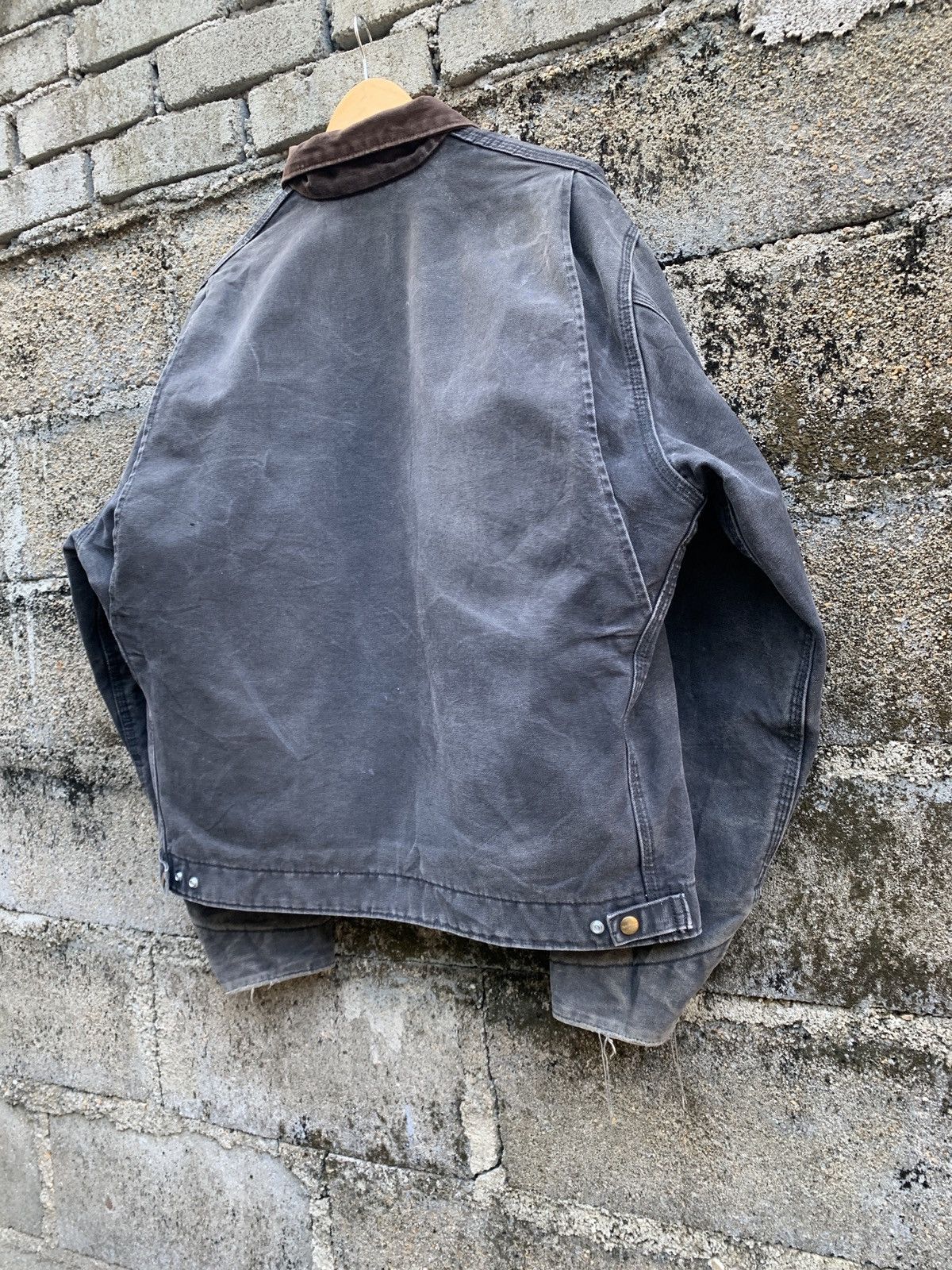 Carhartt × Vintage Vtg Carhartt J97 Faded Black/DarkGrey Detroit Jacket Size US L / EU 52-54 / 3 - 8 Thumbnail
