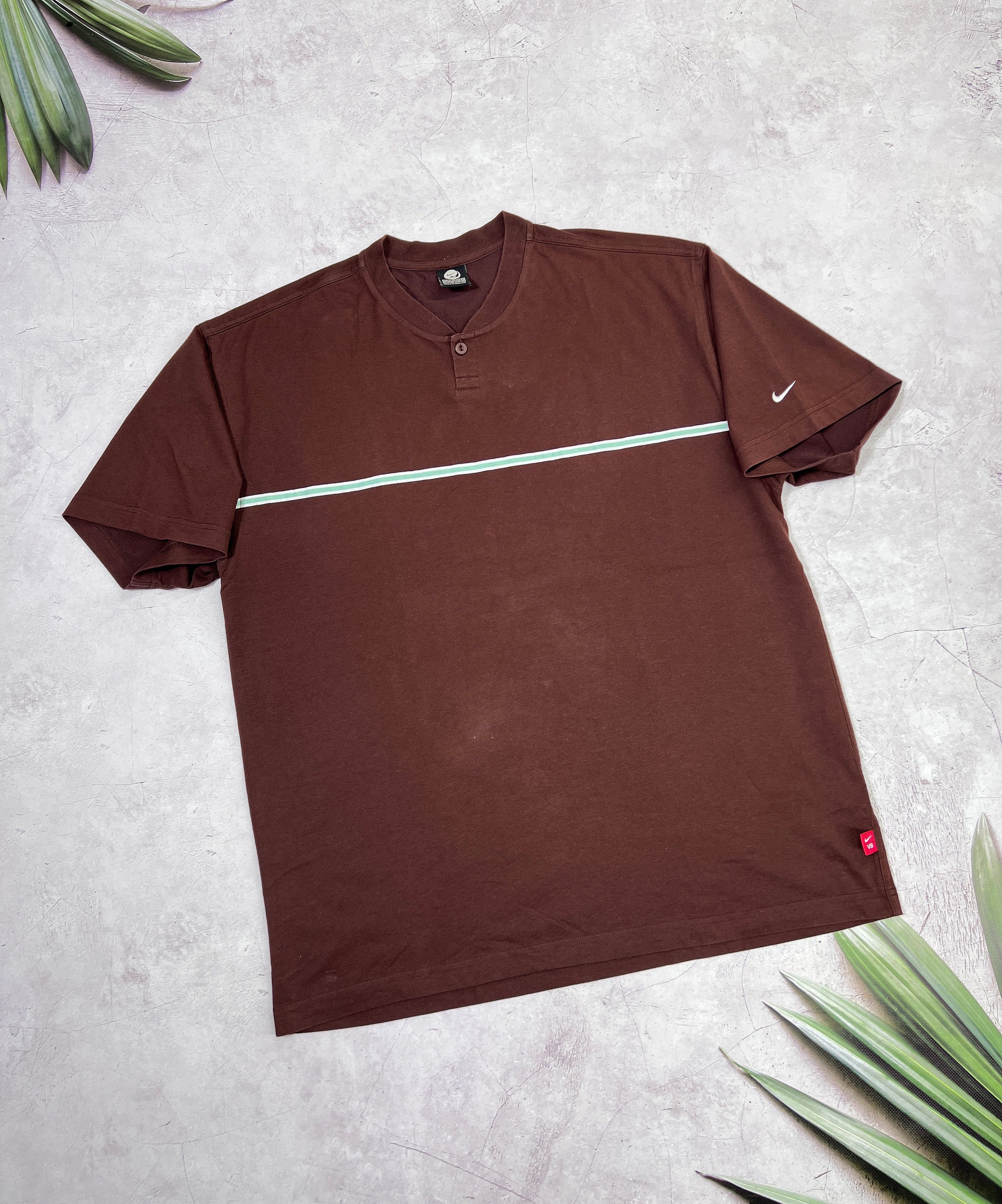 Nike × Sports Specialties × Vintage Nike VB T-Shirt Volleyball Swoosh Logo Size US XL / EU 56 / 4 - 2 Thumbnail