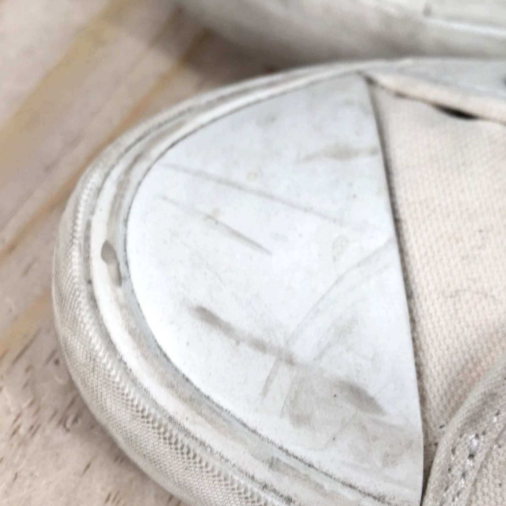 H&M H&M Shoes Womens 9 Mens 7.5 Casual Sneakes White Canvas Lace Up Low Top Comfort Size M / US 6-8 / IT 42-44 - 4 Thumbnail