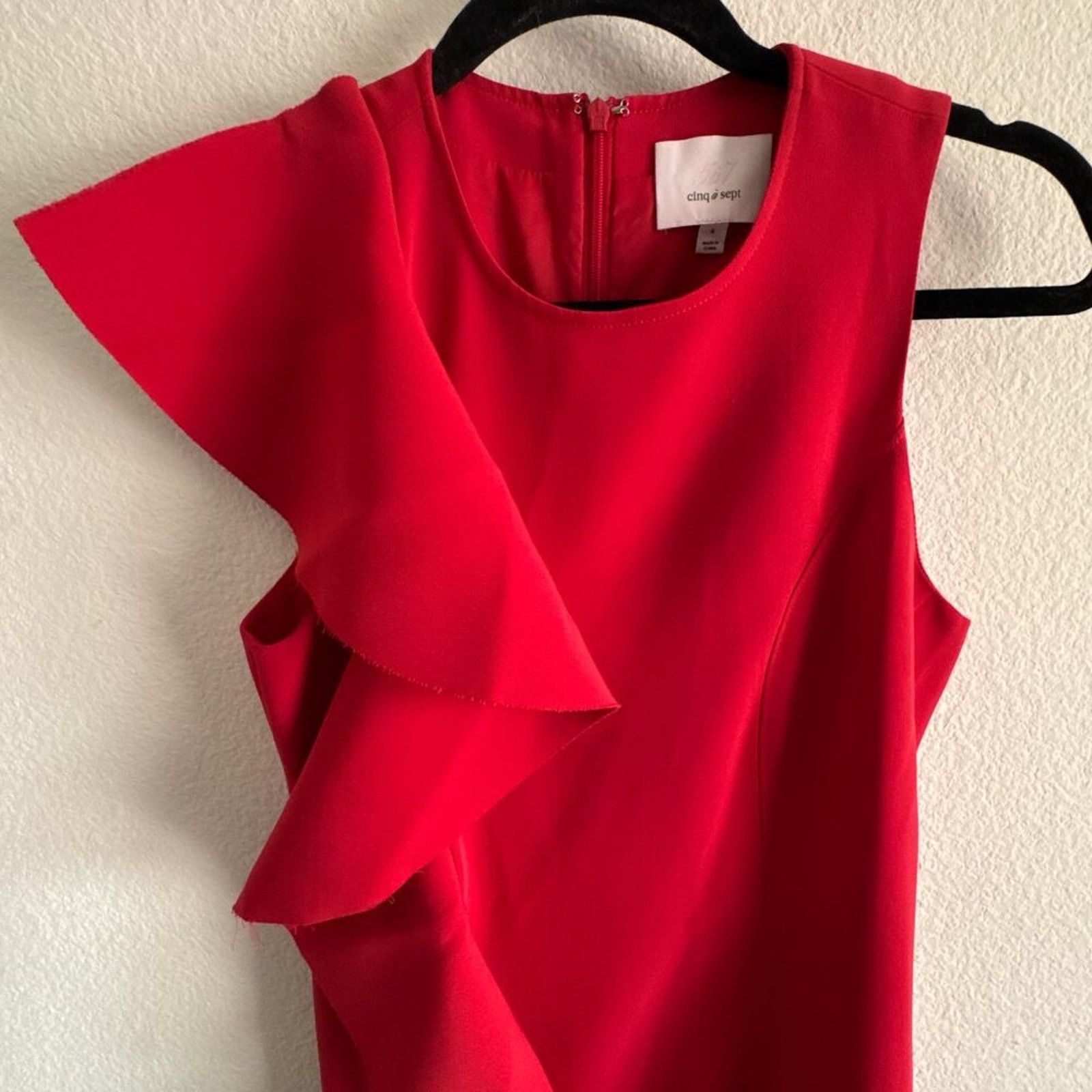 Cinq a Sept Cinq à Sept Kimberlin Ruffle Cascade Red Dress Size 4 Size S / US 4 / IT 40 - 4 Thumbnail