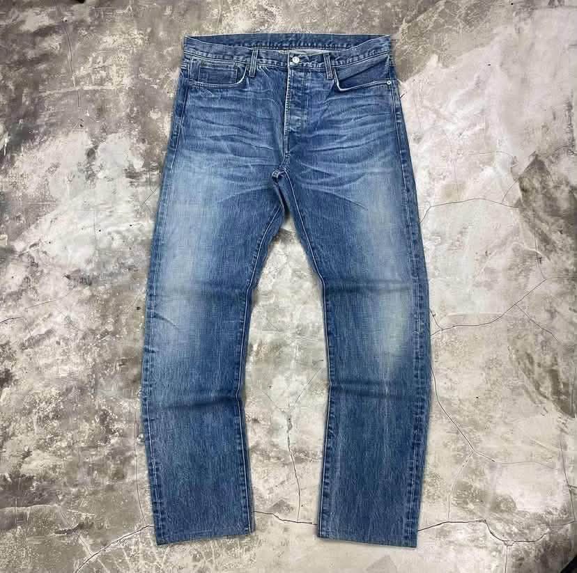 Classic Denim Turn Up Cut Jeans