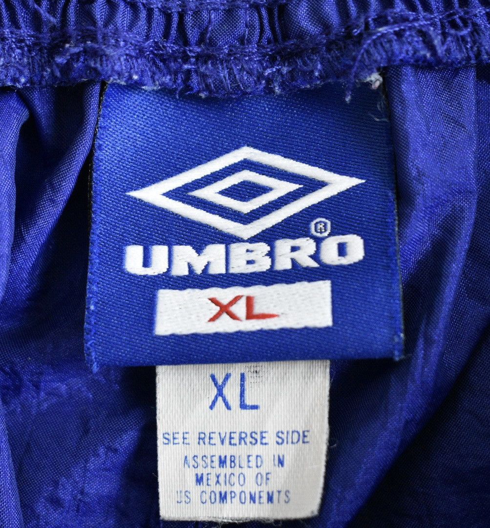 Umbro Vintage Umbro Baggie Shorts (XL) Size US 32 / EU 48 - 5 Thumbnail