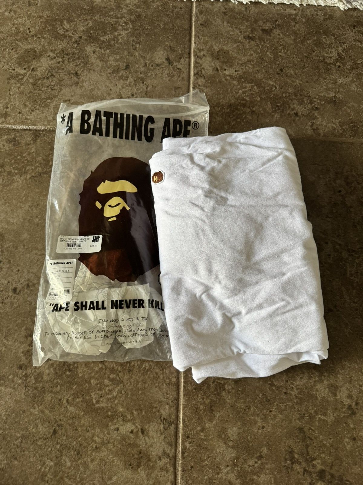 Bape BAPE APE Head One Point General Bape Tee White Size US XXL / EU 58 / 5 - 7 Thumbnail