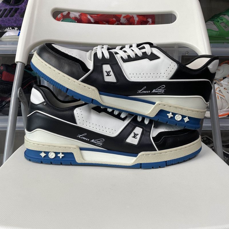 Louis Vuitton Louis Vuitton Stylish Low-Top Trainers for Men -2508 Size US 11 / EU 44 - 8 Thumbnail