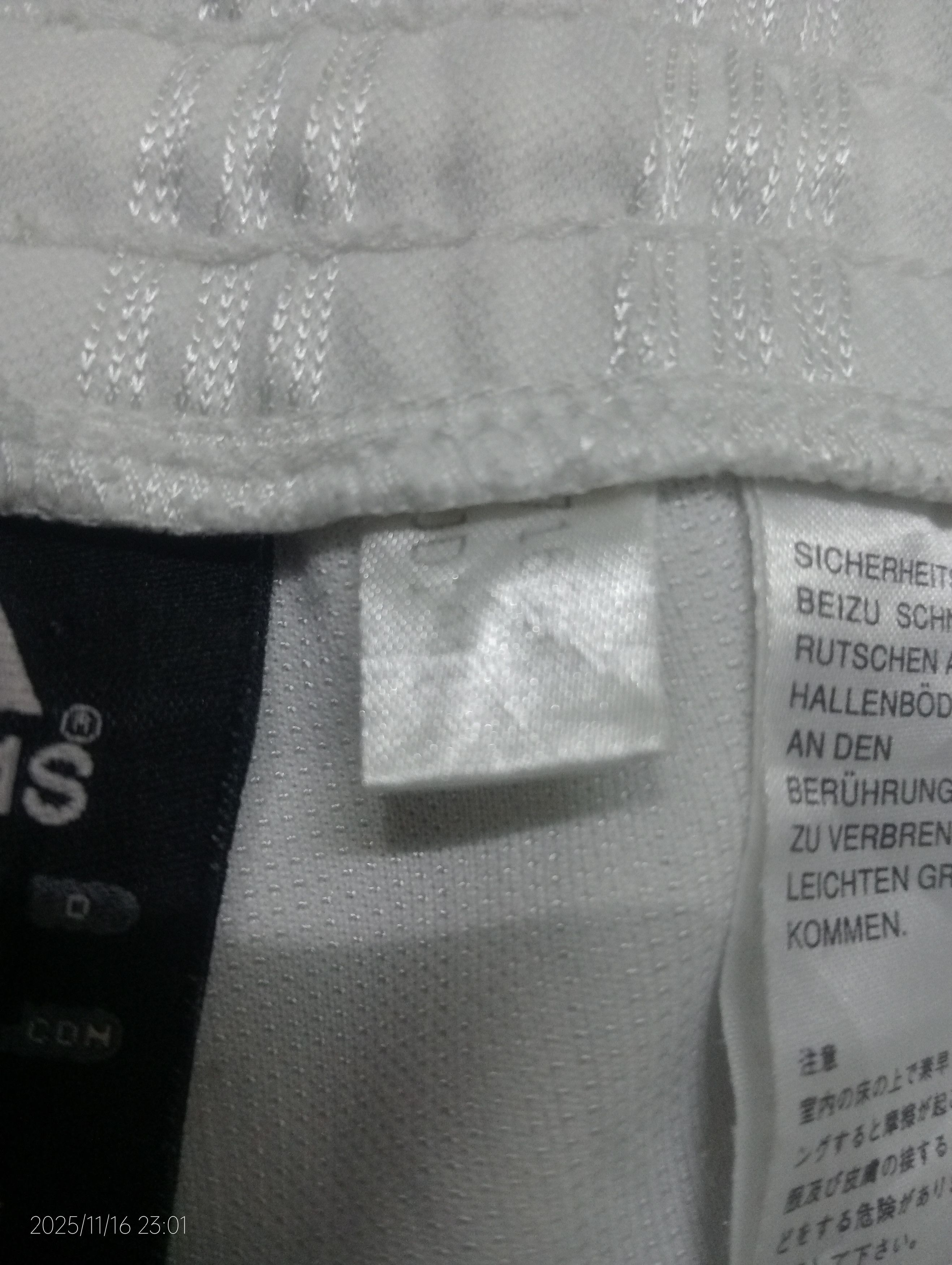 Adidas Vintage Adidas Shorts France Colourway Size US 34 / EU 50 - 9 Thumbnail