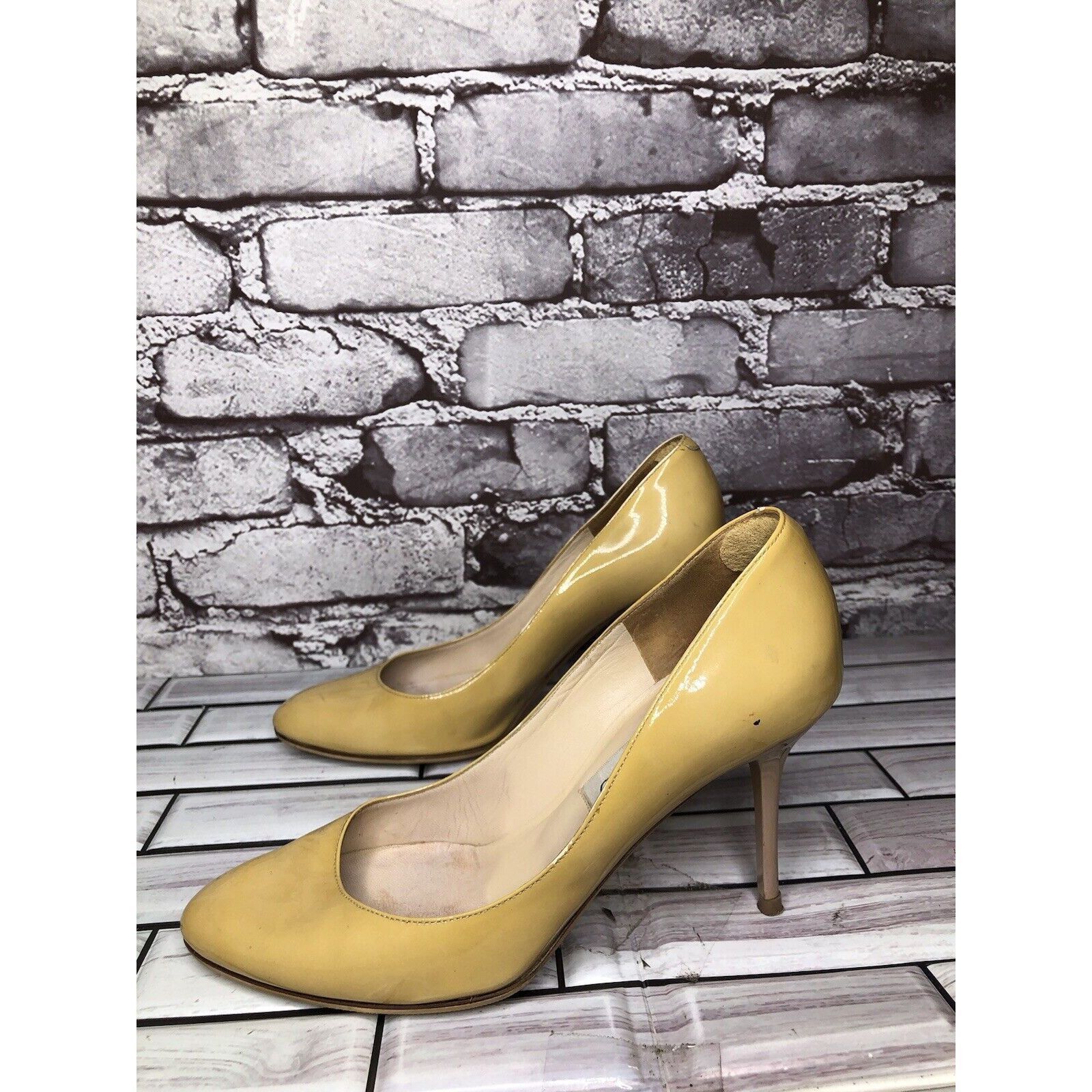 Jimmy Choo JIMMY CHOO London Yellow Patent Leather Kitten Pumps Heels W Size US 5 / IT 35 - 15 Thumbnail