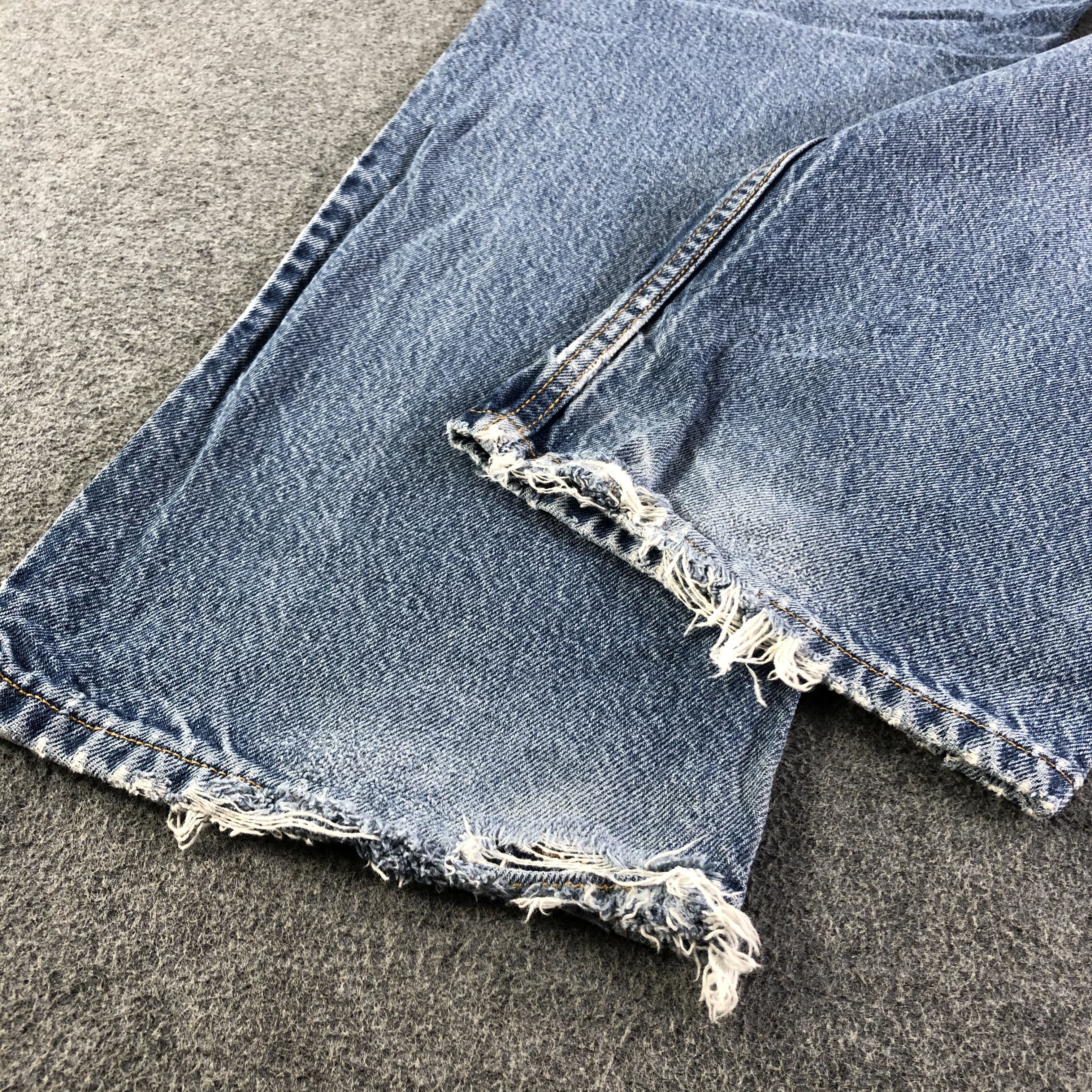 Vintage Blue Wash Levis 505 Jeans-J3118
