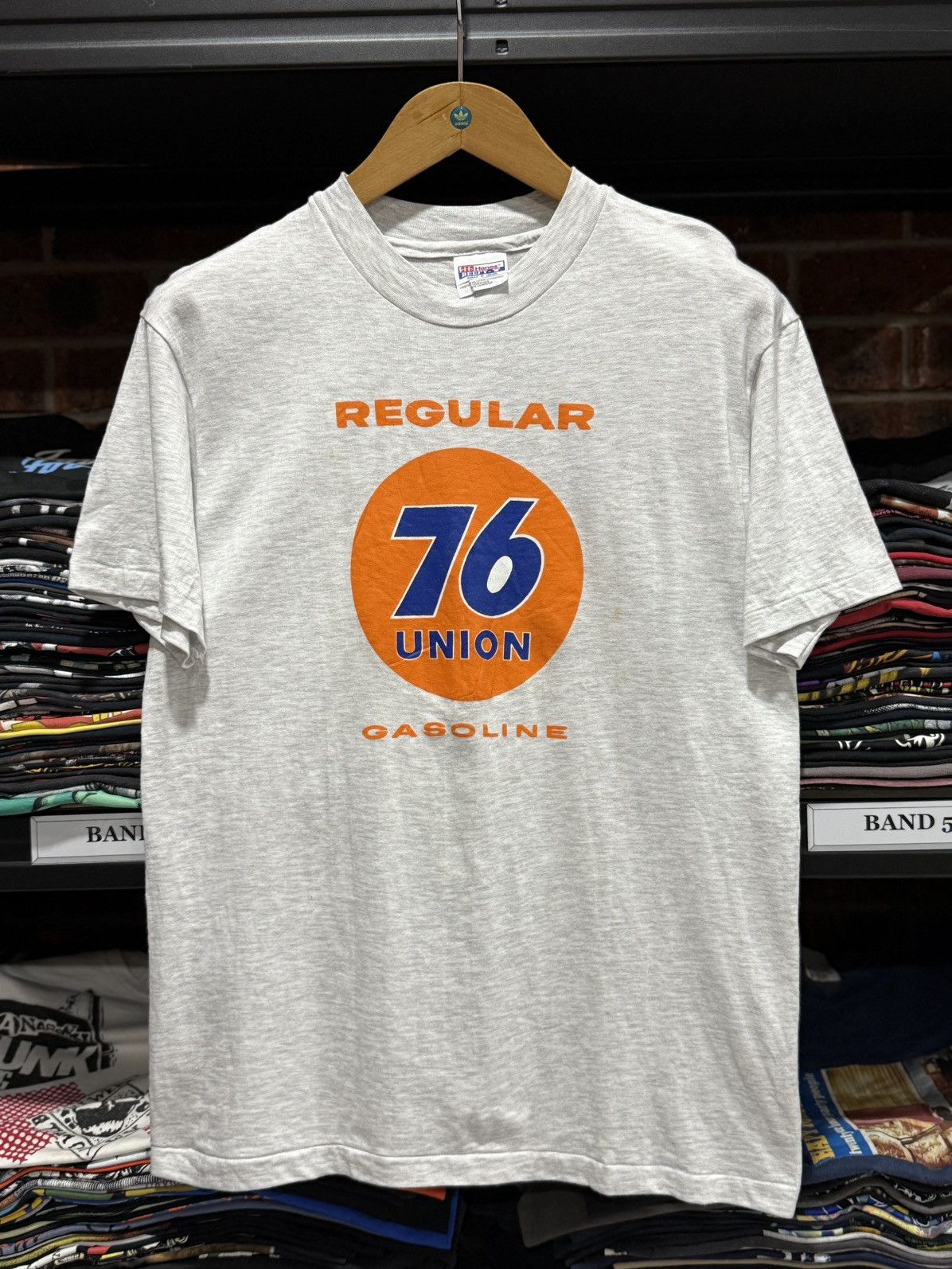 Vintage Vintage 90s Regular Gasoline 76 Union Single Stitches Tee Size US M / EU 48-50 / 2 - 1 Thumbnail