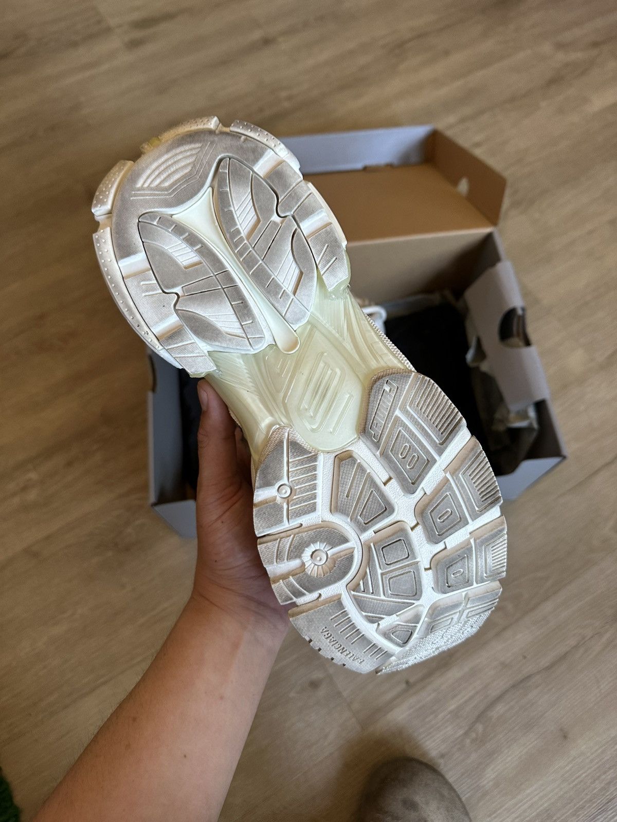 Balenciaga BALENCIAGA RUNNER (41) 8 Size US 8 / EU 41 - 4 Thumbnail