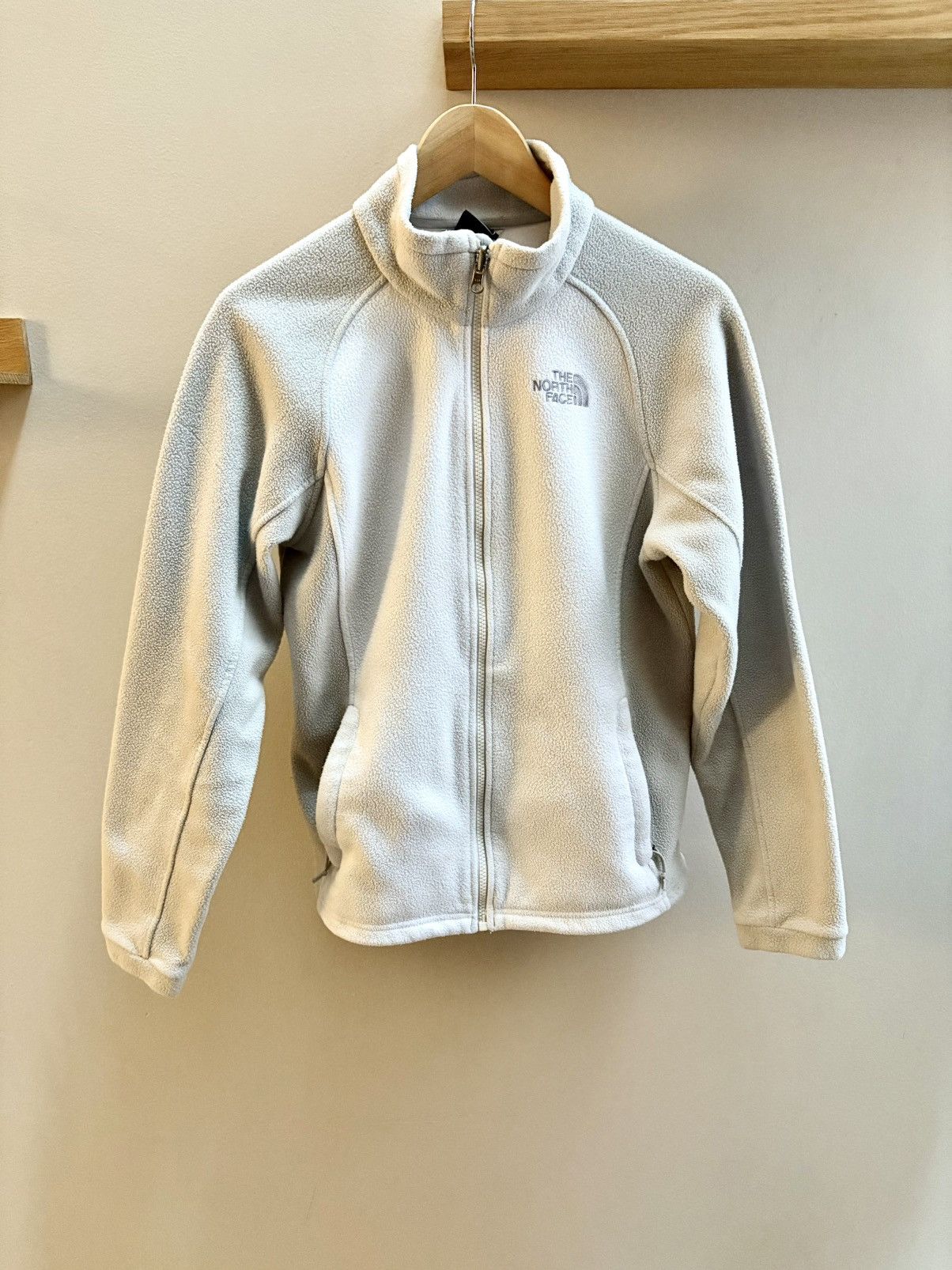 The North Face × Vintage The North Face vintage Y2K white Denali fleece sweater M Size M / US 6-8 / IT 42-44 - 1 Thumbnail