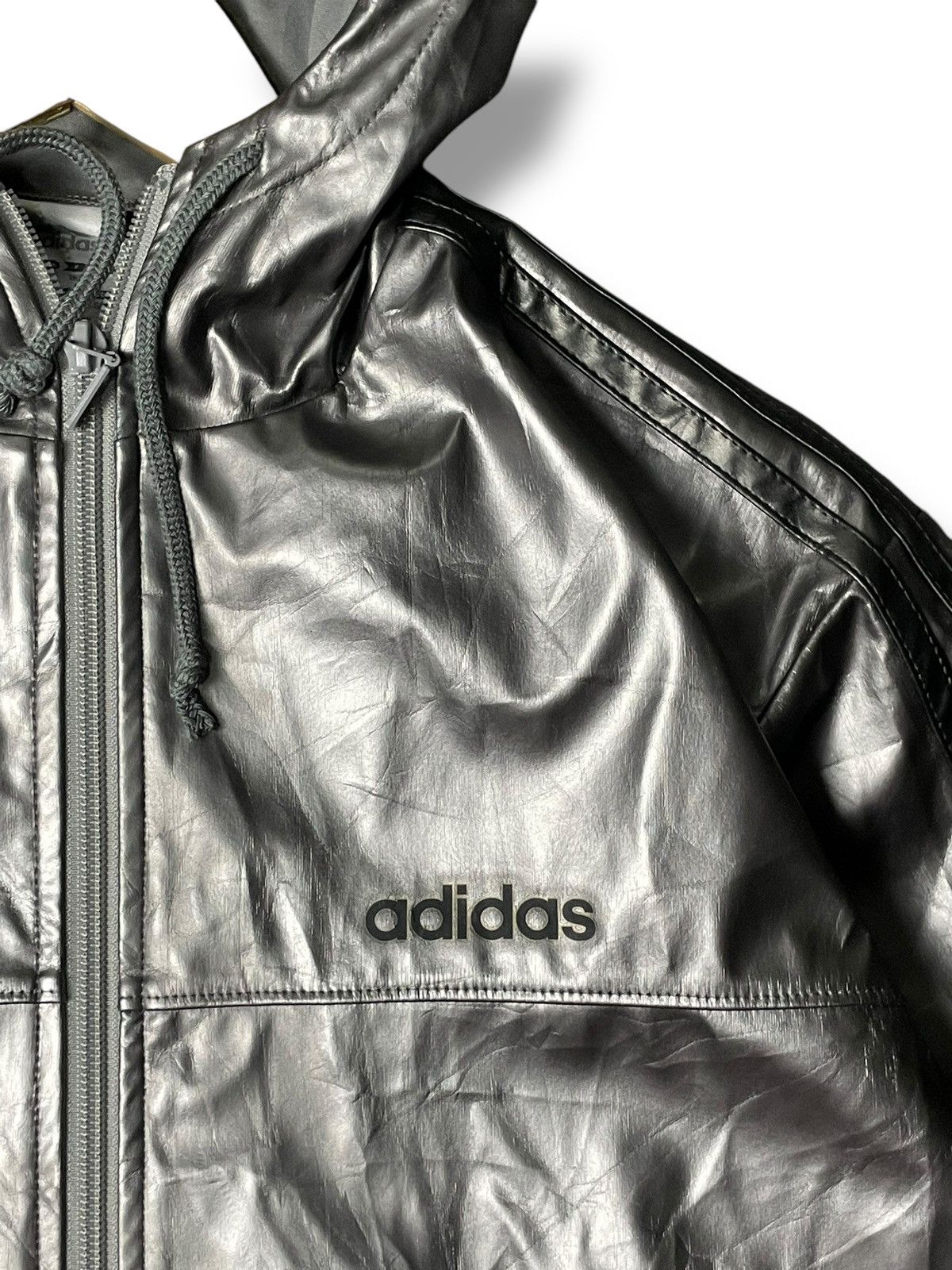 Adidas × Designer × Vintage Adidas Glossy Hooded Jersey Jacket (40) Size US M / EU 48-50 / 2 - 7 Thumbnail
