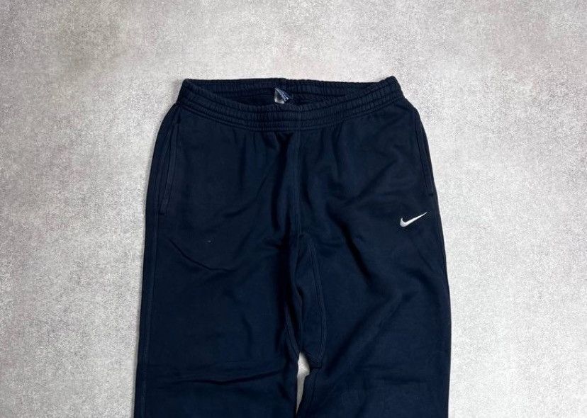 Nike Vintage 90s Nike Swoosh Retro Sweatpants Track Pants M Size US 32 / EU 48 - 2 Thumbnail