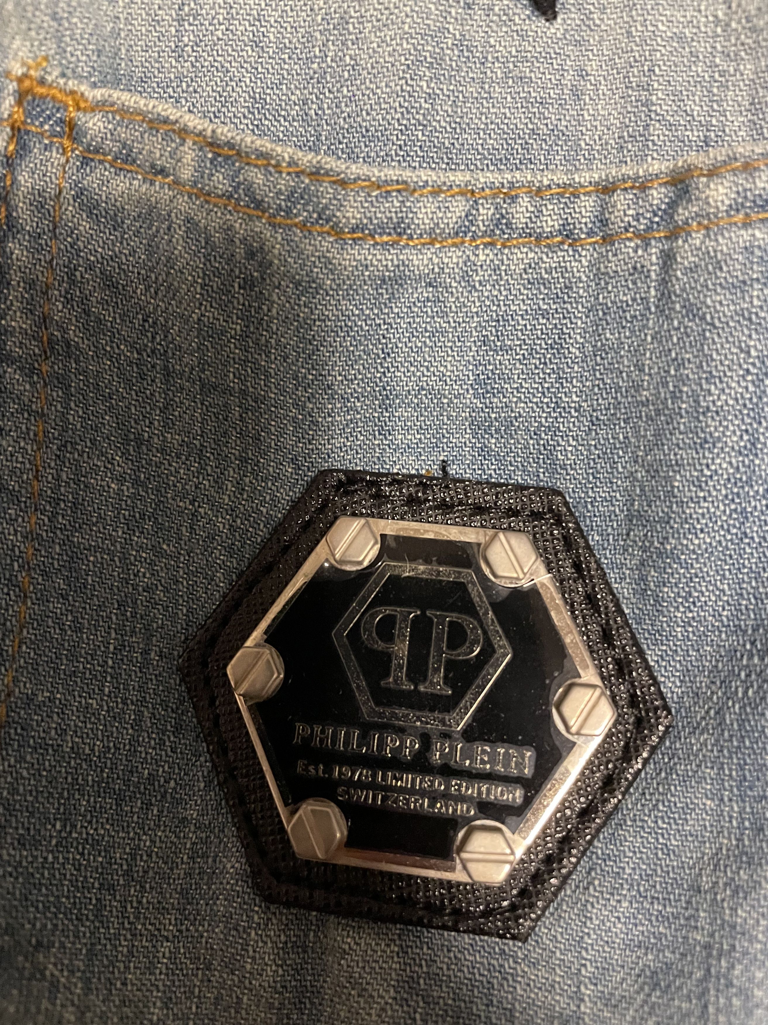 Philipp Plein Philipp Plein Bite Me Shark Denim Shirt M Size US M / EU 48-50 / 2 - 5 Thumbnail