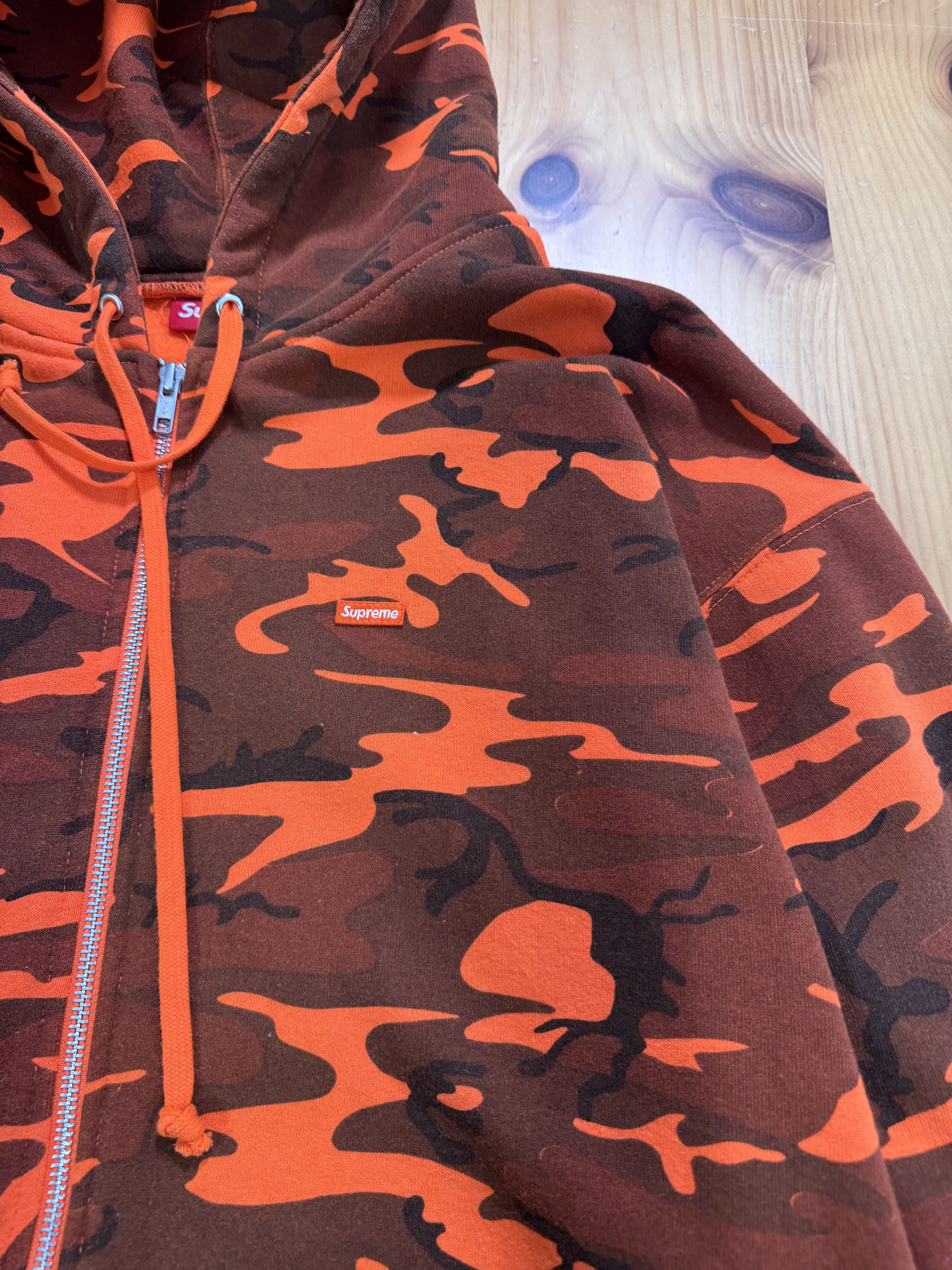 Supreme Supreme Orange Camo Zip Up Hoodie Small Box Logo Size US L / EU 52-54 / 3 - 2 Thumbnail