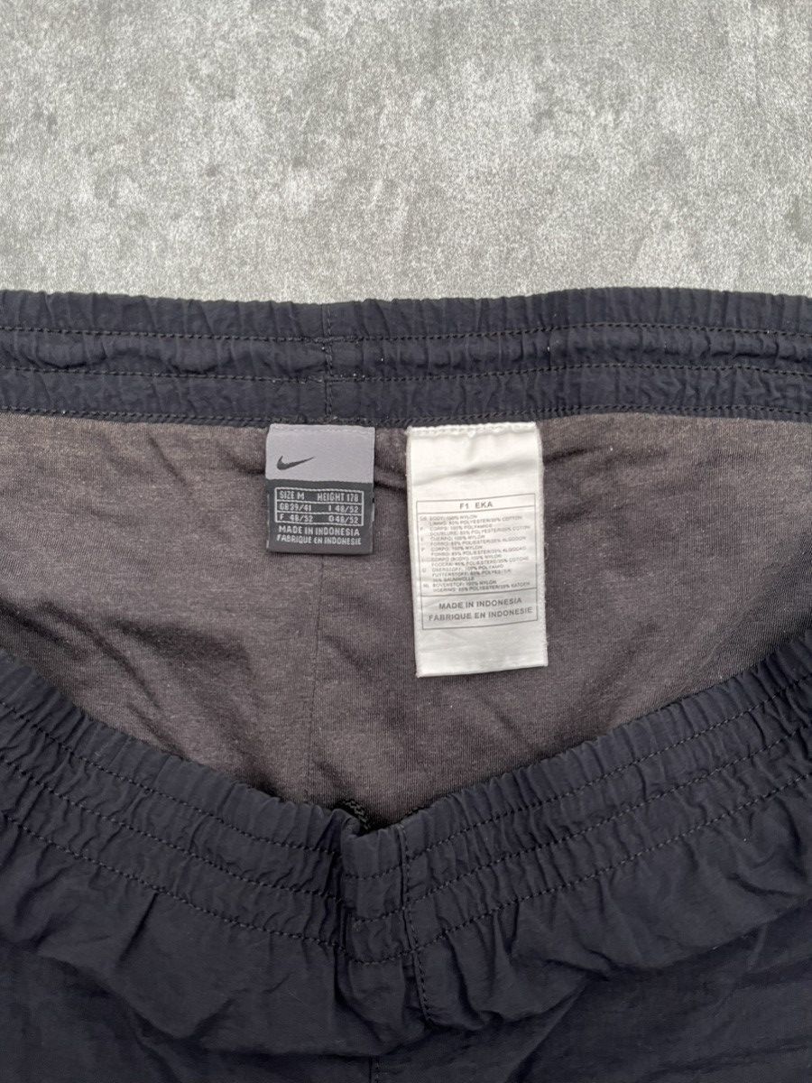 Nike Vintage Nike Trackpants Size US 32 / EU 48 - 5 Thumbnail