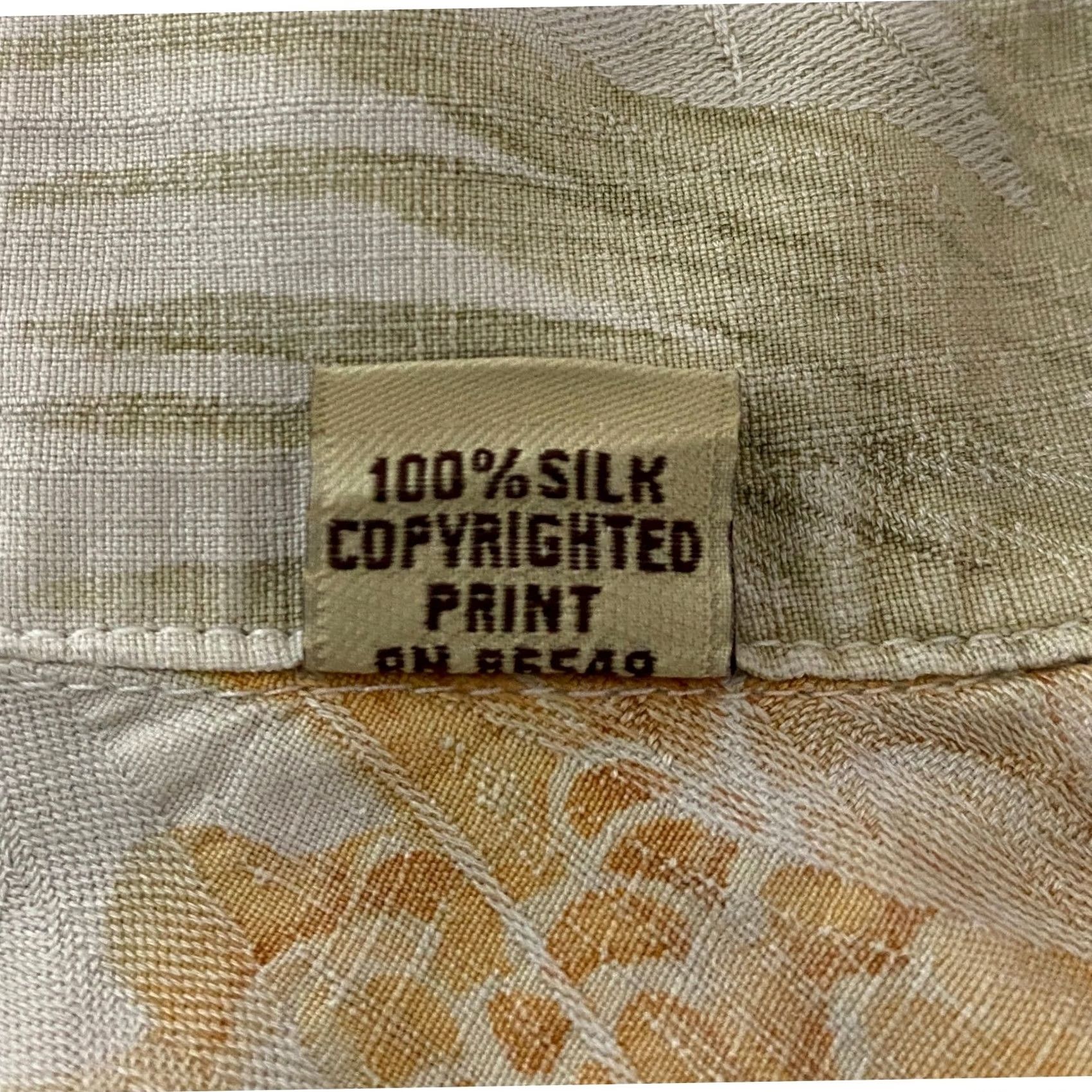 Tommy Bahama Tommy Bahama Mens Large Hawaiian Shirt Beige 100% Silk Tropical Floral Camp Size US L / EU 52-54 / 3 - 7 Thumbnail