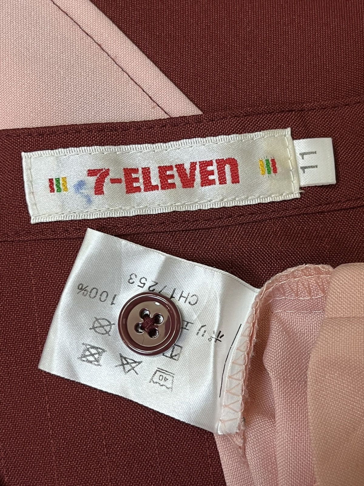 Uniform Wares HISTORY🔥VINTAGE 7 ELEVEN UNIFORM ZIPPER SHIRT Size US M / EU 48-50 / 2 - 14 Thumbnail