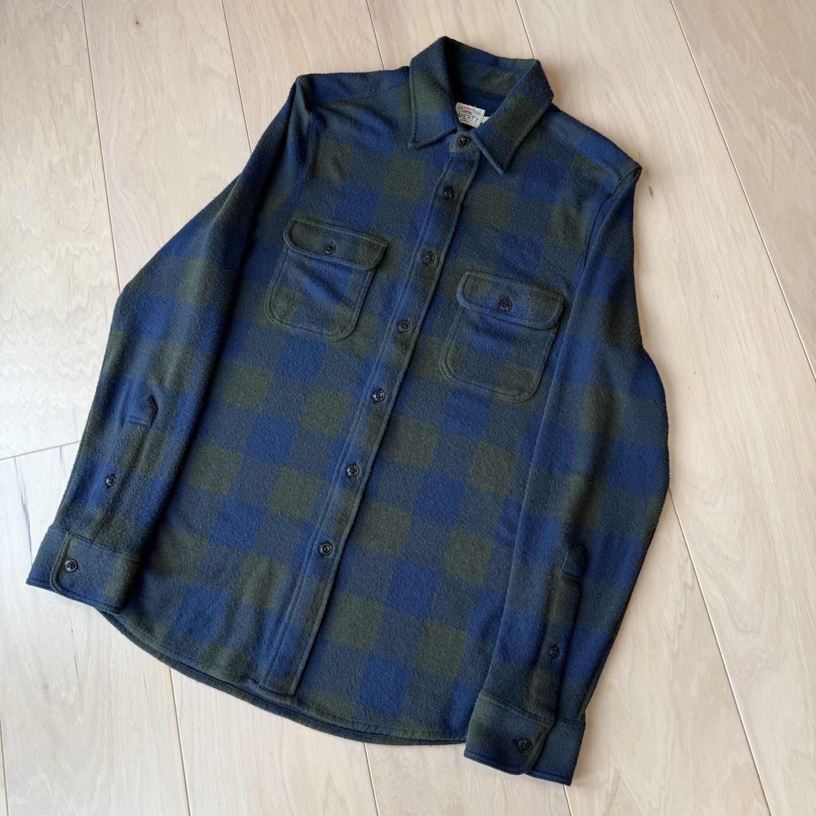 Faherty Faherty Legend Sweater Shirt Medium Green Blue Minimalist Size US M / EU 48-50 / 2 - 9 Thumbnail