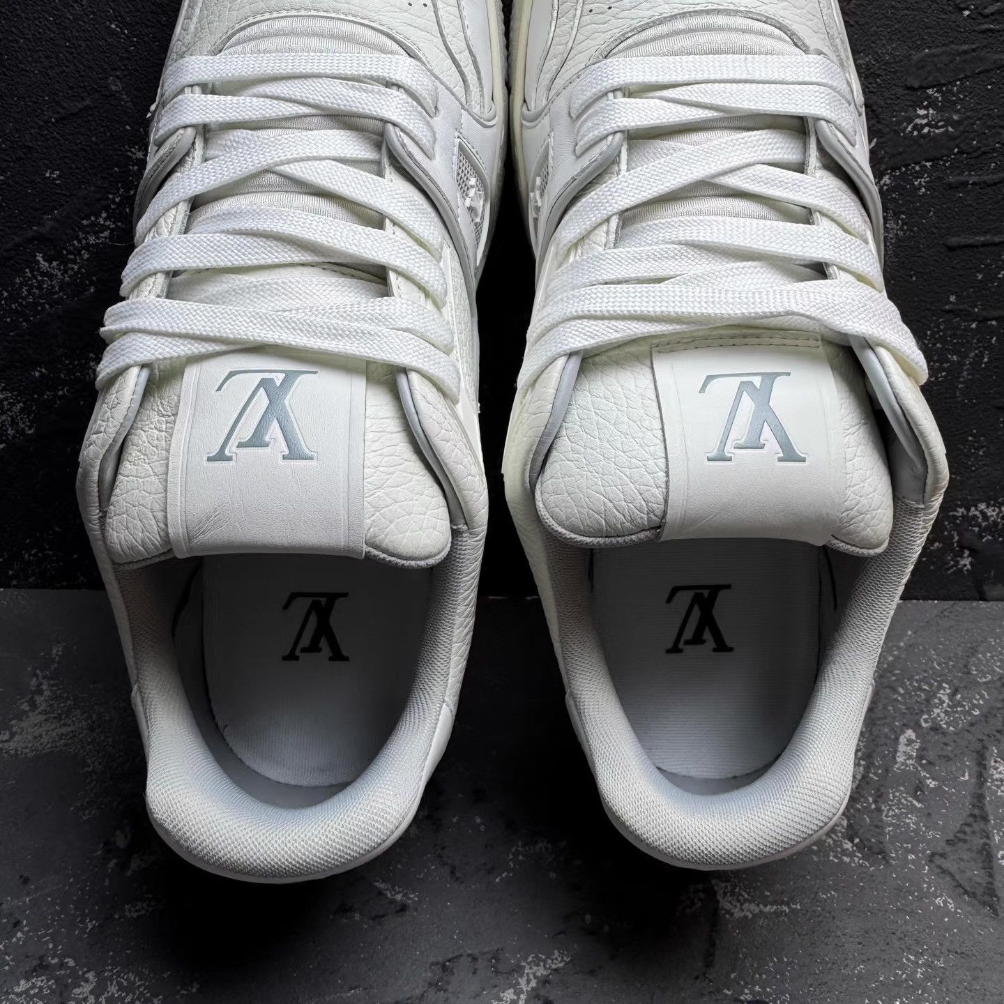 Louis Vuitton LV Trainer White Cement Q10 Size US 9 / EU 42 - 6 Thumbnail