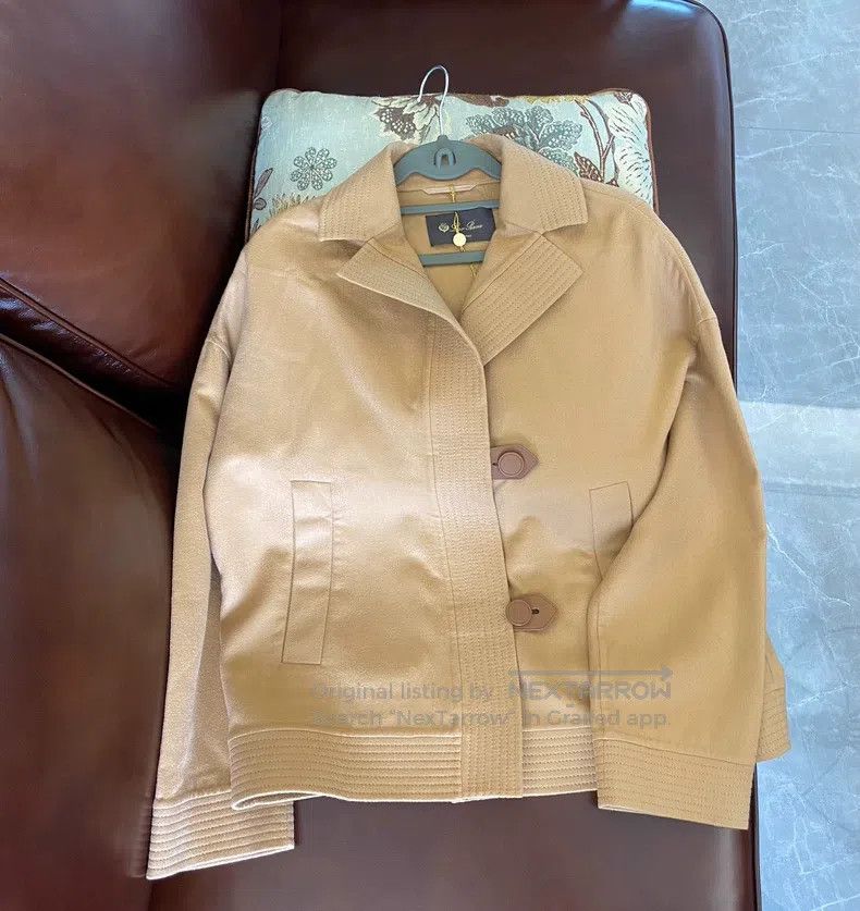 Loewe Loewe Pure cashmere coat with cowhide buttons for women Size M / US 6-8 / IT 42-44 - 1 Thumbnail