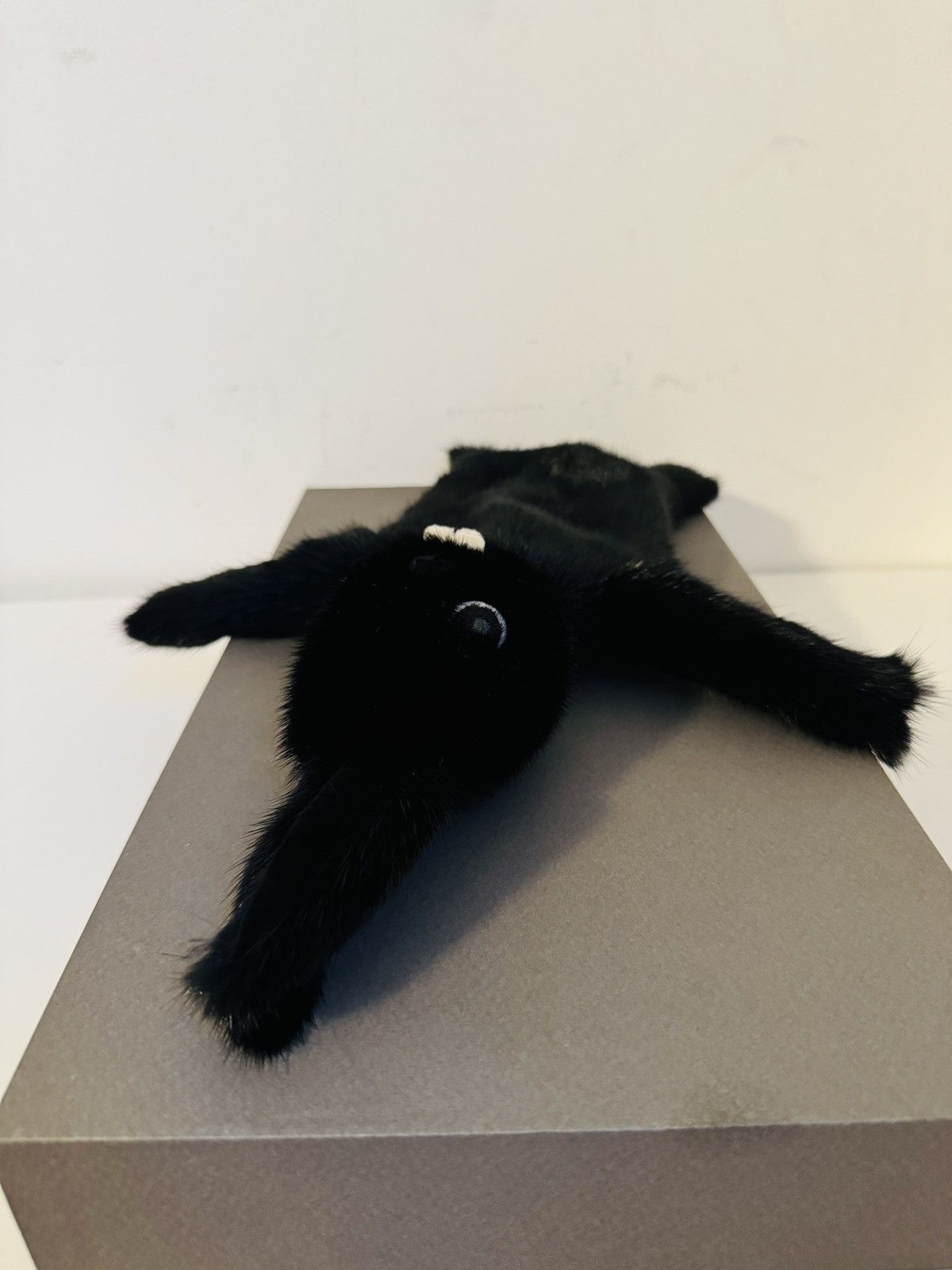 Rick Owens MINK | FAT BUNNY | BLACK Size ONE SIZE - 4 Thumbnail