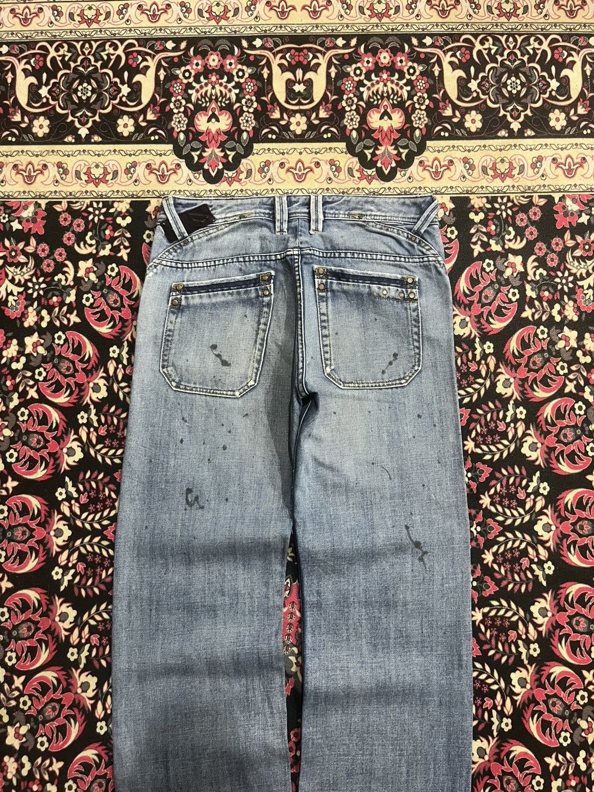 Diesel Vintage Diesel “Busky” Distressed Paint Splat Loose Fit Jean Size US 31 - 9 Thumbnail