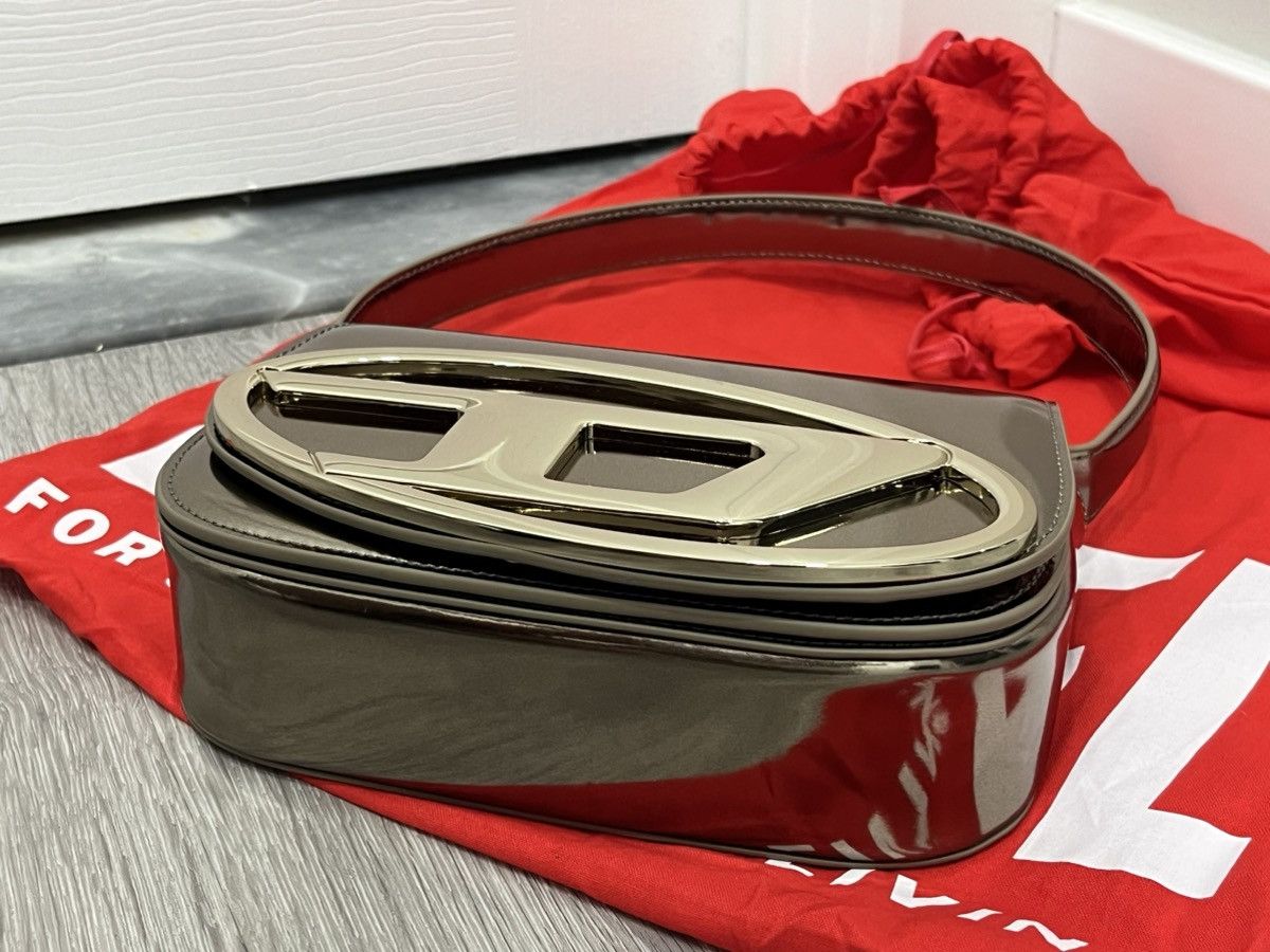 Diesel 1DR-Iconic shoulder bag in mirrored leather Size ONE SIZE - 14 Thumbnail