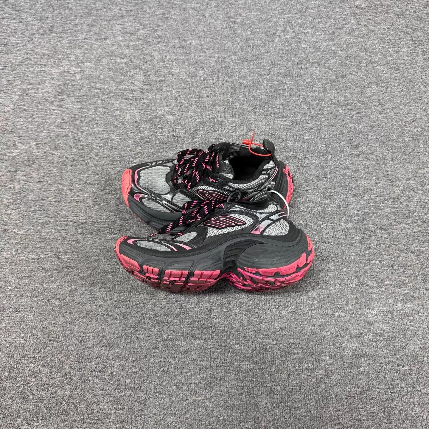 Balenciaga Balenciaga 10xl Thick Sole Dad Sneaker 35 Oversized 99 New Size US 5 / IT 35 - 2 Thumbnail
