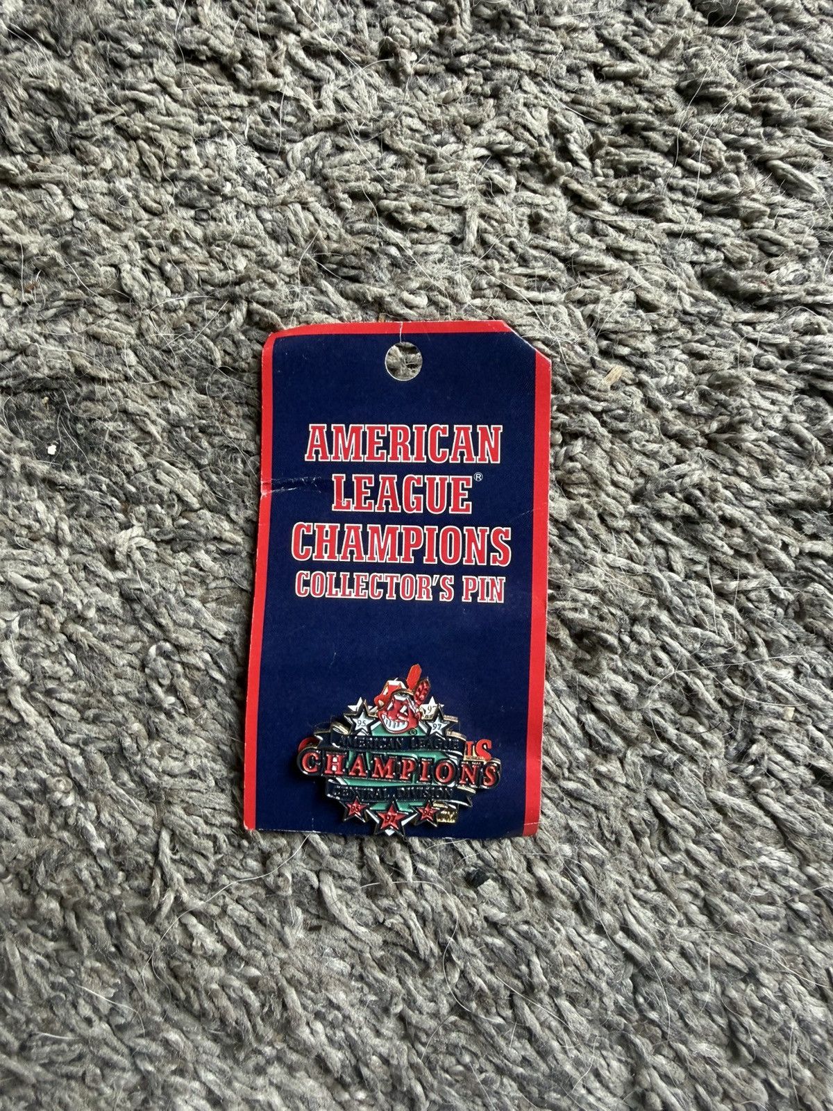 MLB 1998 MLB Cleveland Indians American League Champions Pin Size ONE SIZE - 1 Thumbnail