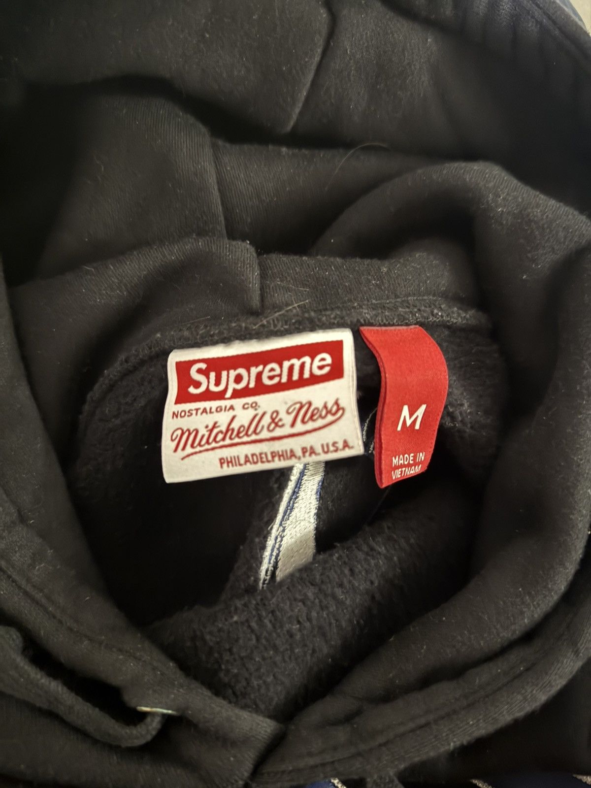 Mitchell & Ness × NCAA × Supreme Supreme NCAA Georgetown Hoyas Hoodie Size US M / EU 48-50 / 2 - 4 Thumbnail