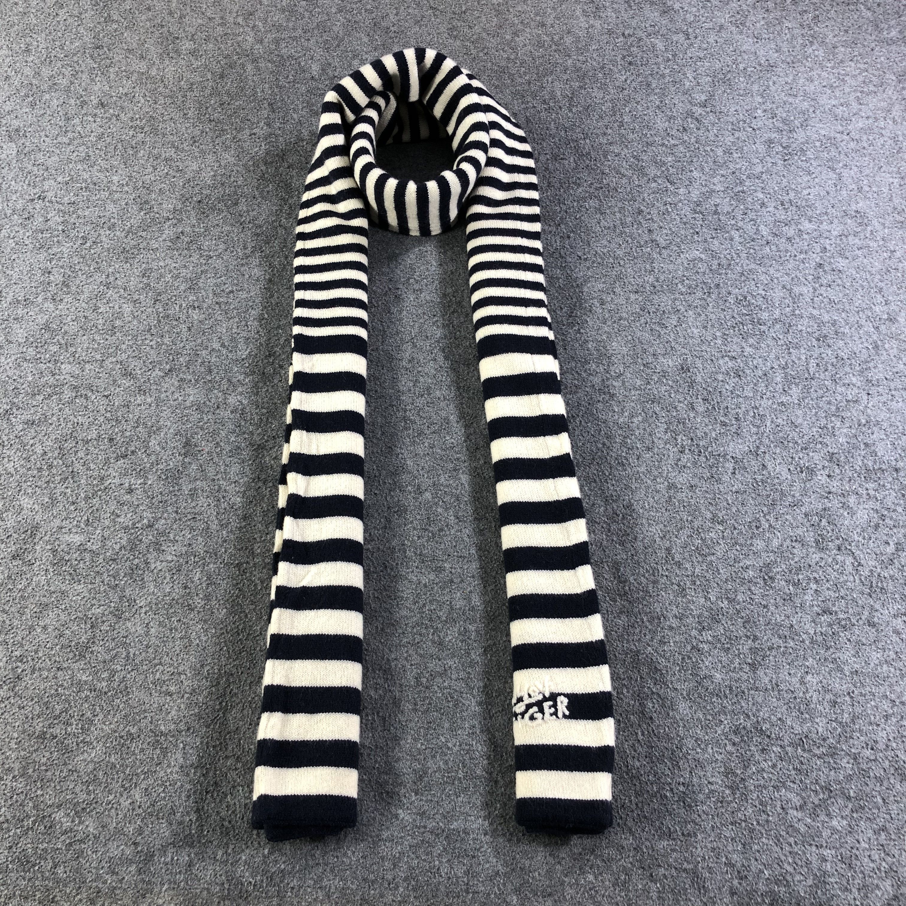 Tommy Hilfiger Tommy Hilfiger Striped Wool Scarf Muffler V1269 Size ONE SIZE - 1 Thumbnail