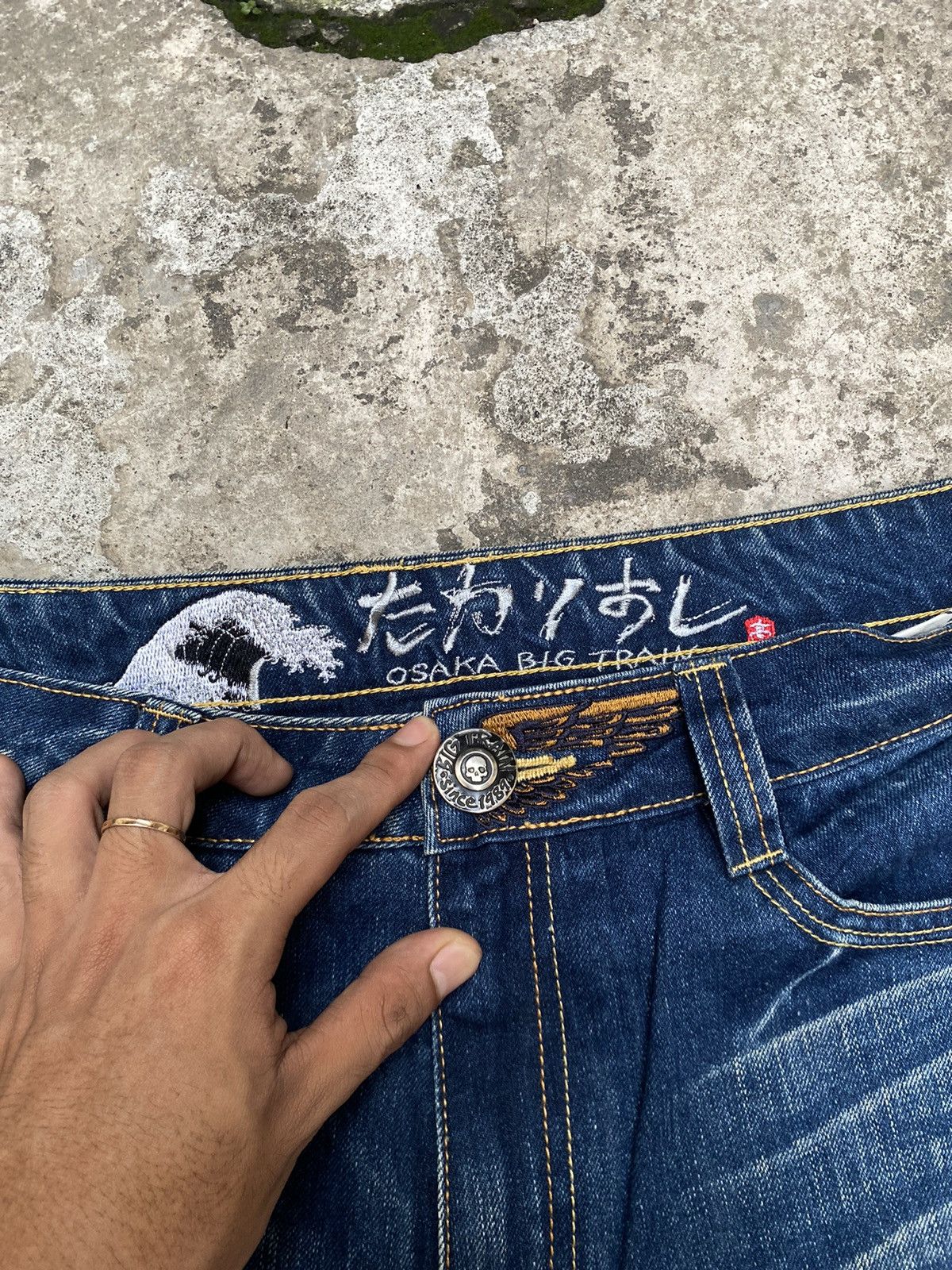 Japanese Brand Big Train Osaka Distressed Faded Blue Denim Japan Size US 36 / EU 52 - 4 Thumbnail