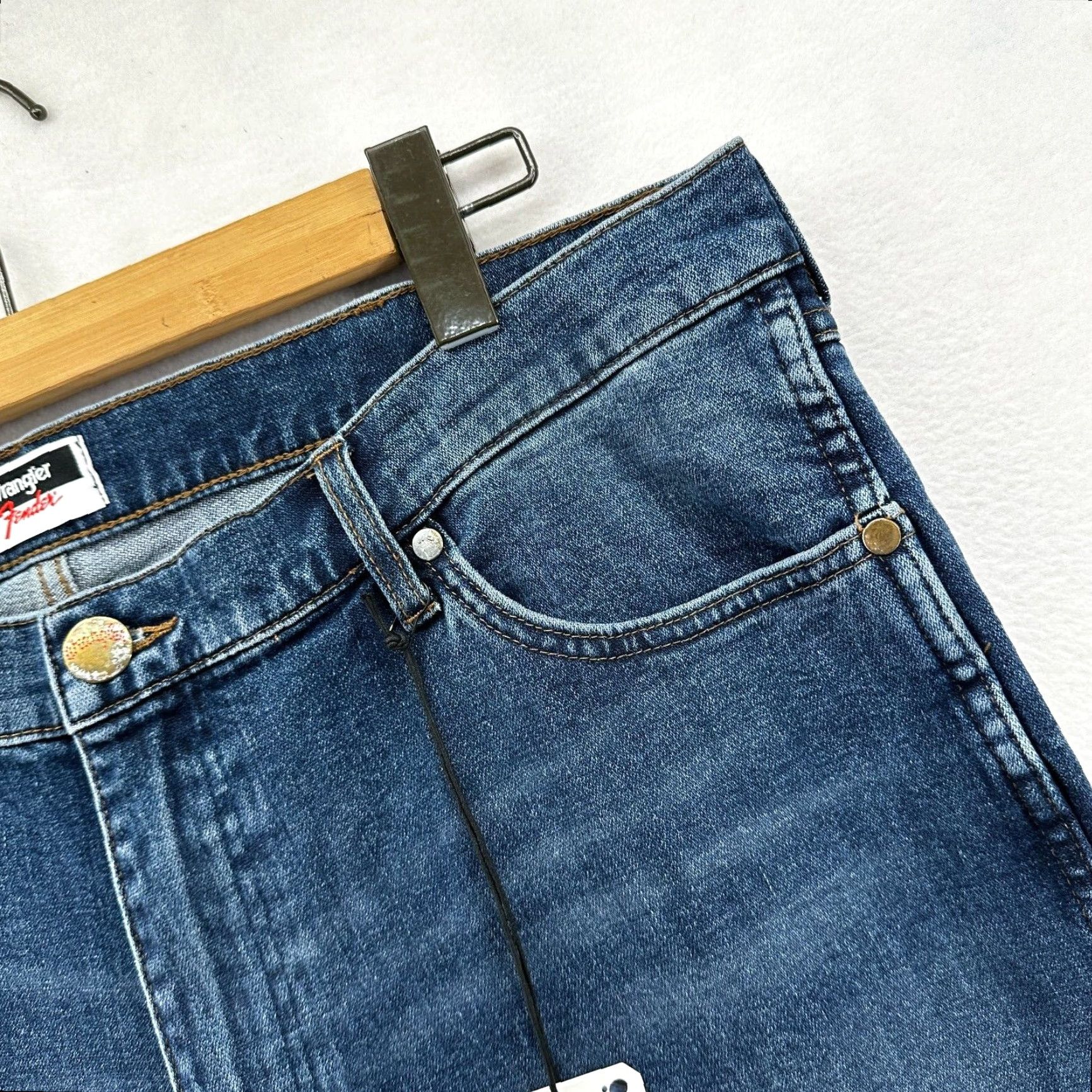 Wrangler VINTAGE Wrangler Jeans Mens 38x32 Blue Denim 5-Pocket Tapered Regular Rock Punk Logo Embroidered Size US 38 / EU 54 - 4 Thumbnail