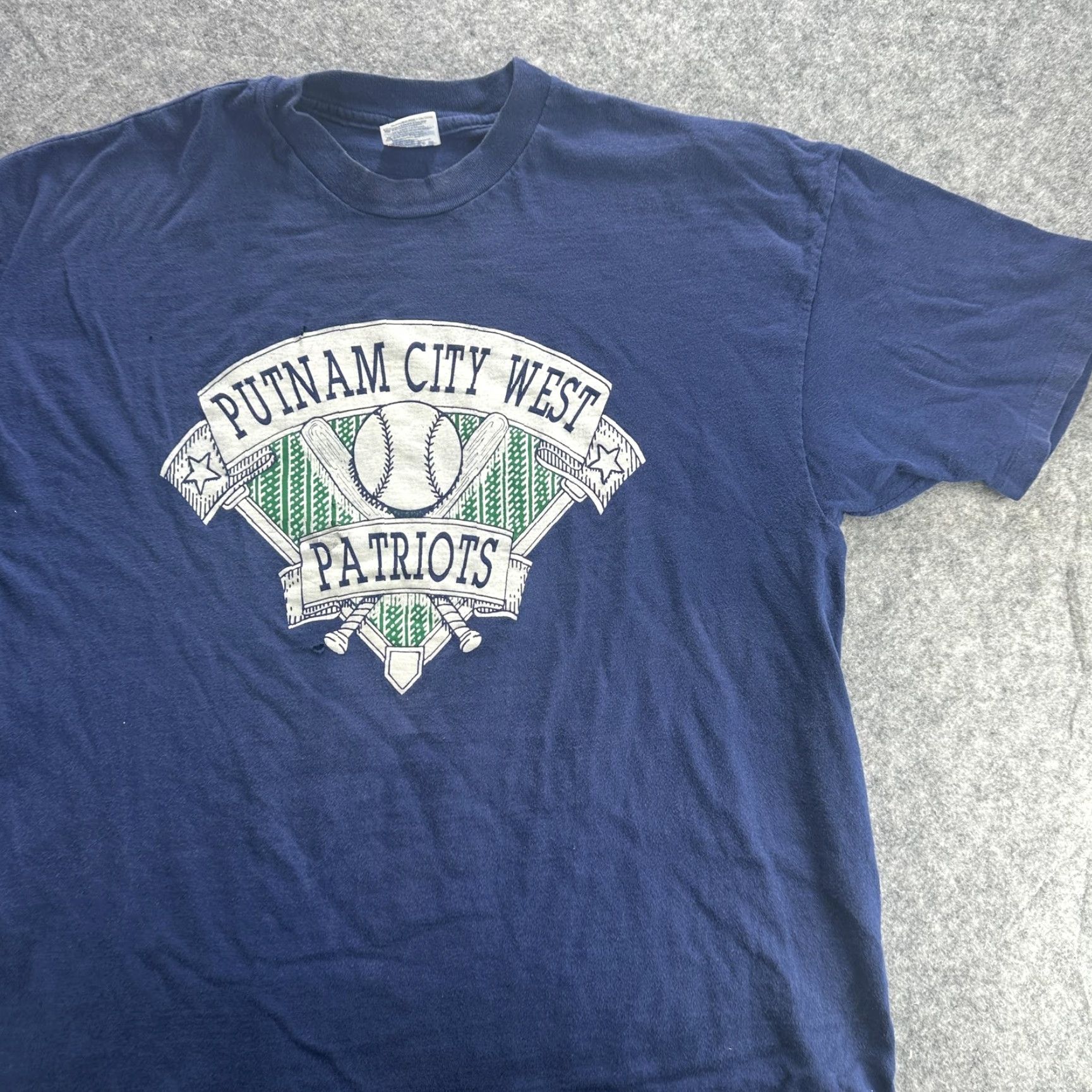 Hanes VINTAGE Putnam City West Patriots T-Shirt Mens 2XL Cotton Short Sleeve Baseball Graphic Print Navy Blue Sports School Fans Size US XXL / EU 58 / 5 - 3 Thumbnail