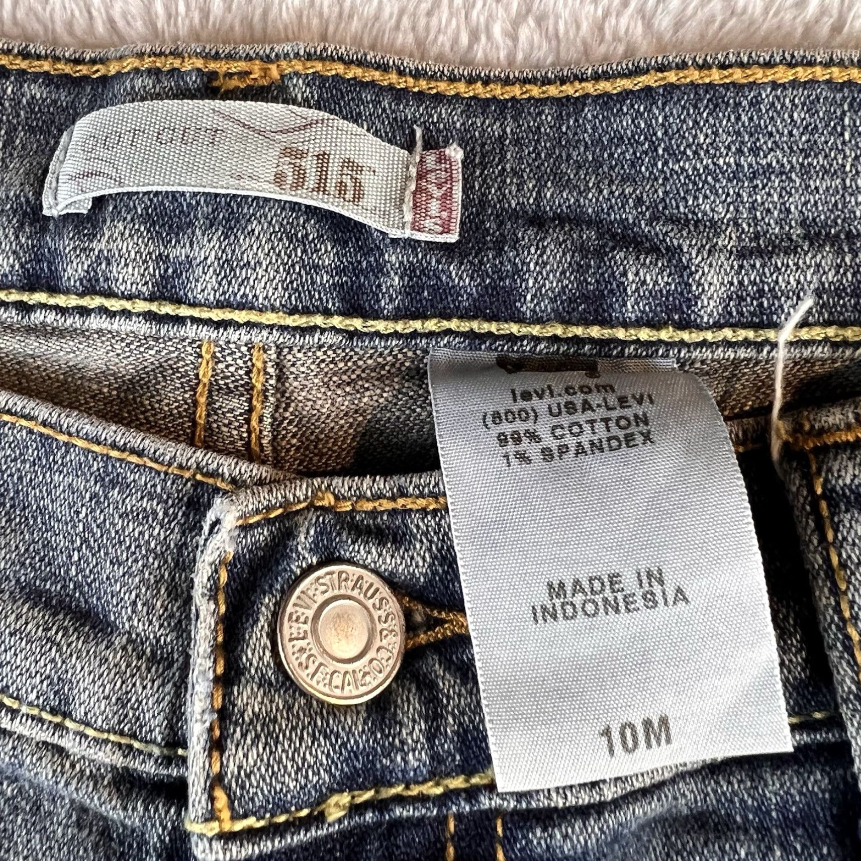 Levi's VINTAGE Levi's 515 Jeans Women 10 M 32x30 Blue Bootcut 5-Pocket Denim 100% Cotton Regular Cowboy USA Men? Size 32" / US 10 / IT 46 - 4 Thumbnail