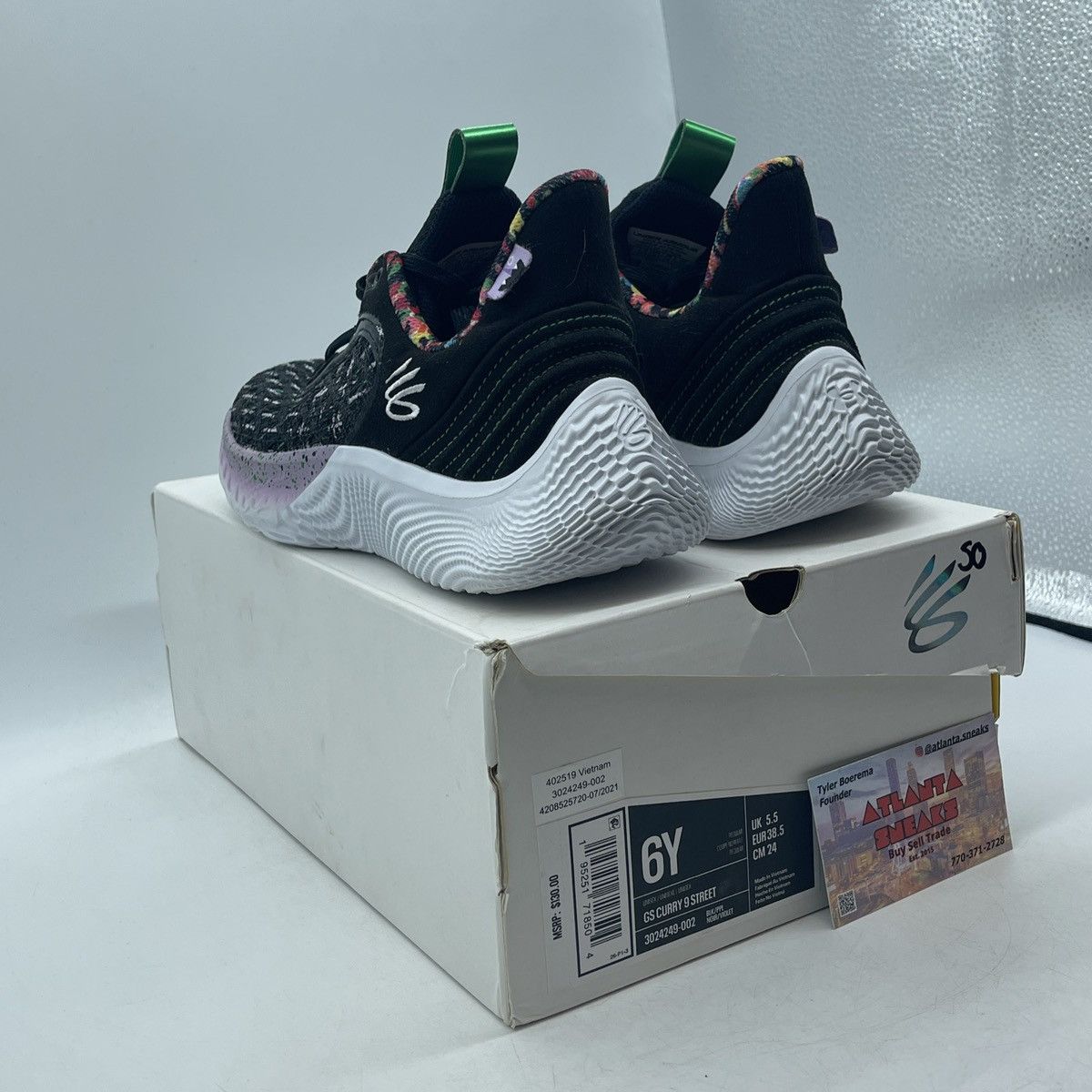 Under Armour Sesame Street x curry flow 9 street pack Size US 6 / EU 39 - 4 Thumbnail