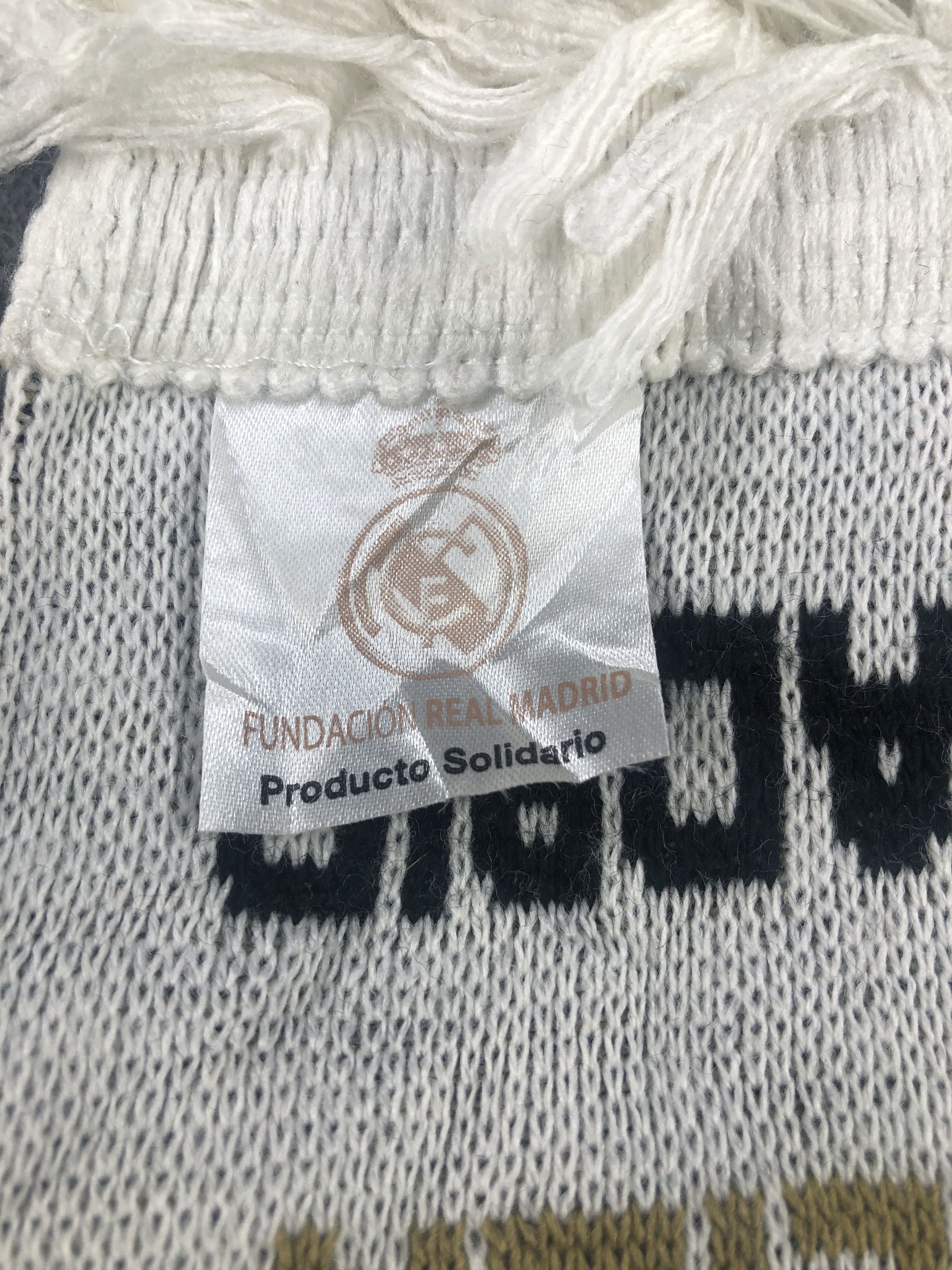 Vintage Real Madrid sport Scarf / Muffler / Neckwear Size ONE SIZE - 5 Thumbnail
