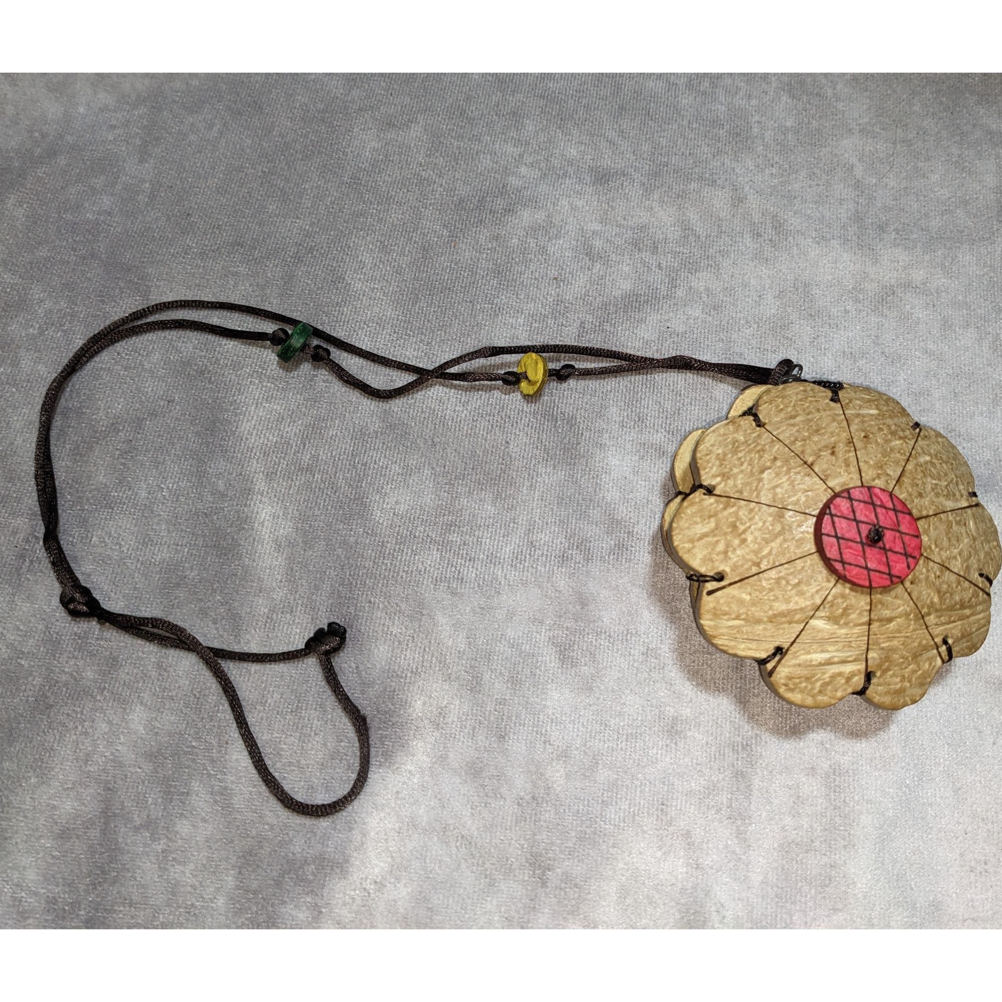 Handmade Handmade Coconut Shell Flower-Shaped Pouch With Lanyard & Zi Size ONE SIZE - 1 Thumbnail