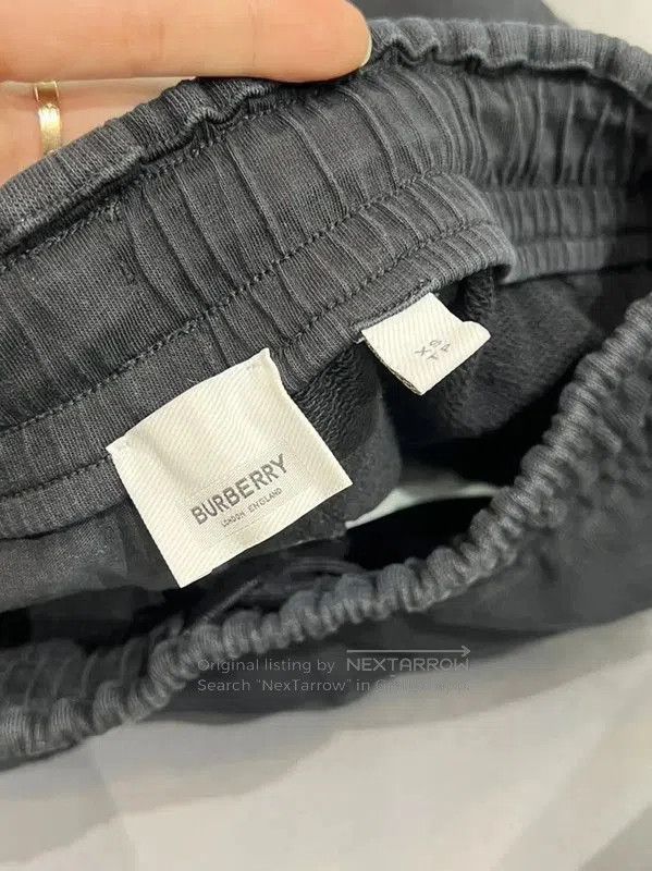 Burberry Burberry Black Check Patterned Casual Pants. Size 23" - 5 Thumbnail