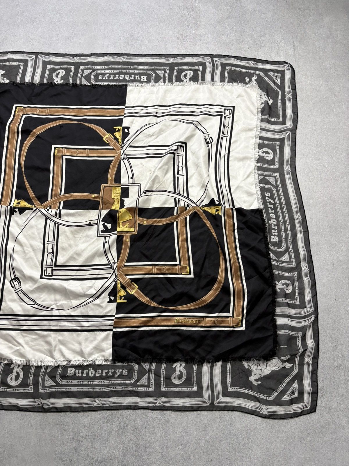 Burberry Vintage Burberrys Silk Scarf Two Lovers Belt Print Flaws 90s Size ONE SIZE - 3 Thumbnail