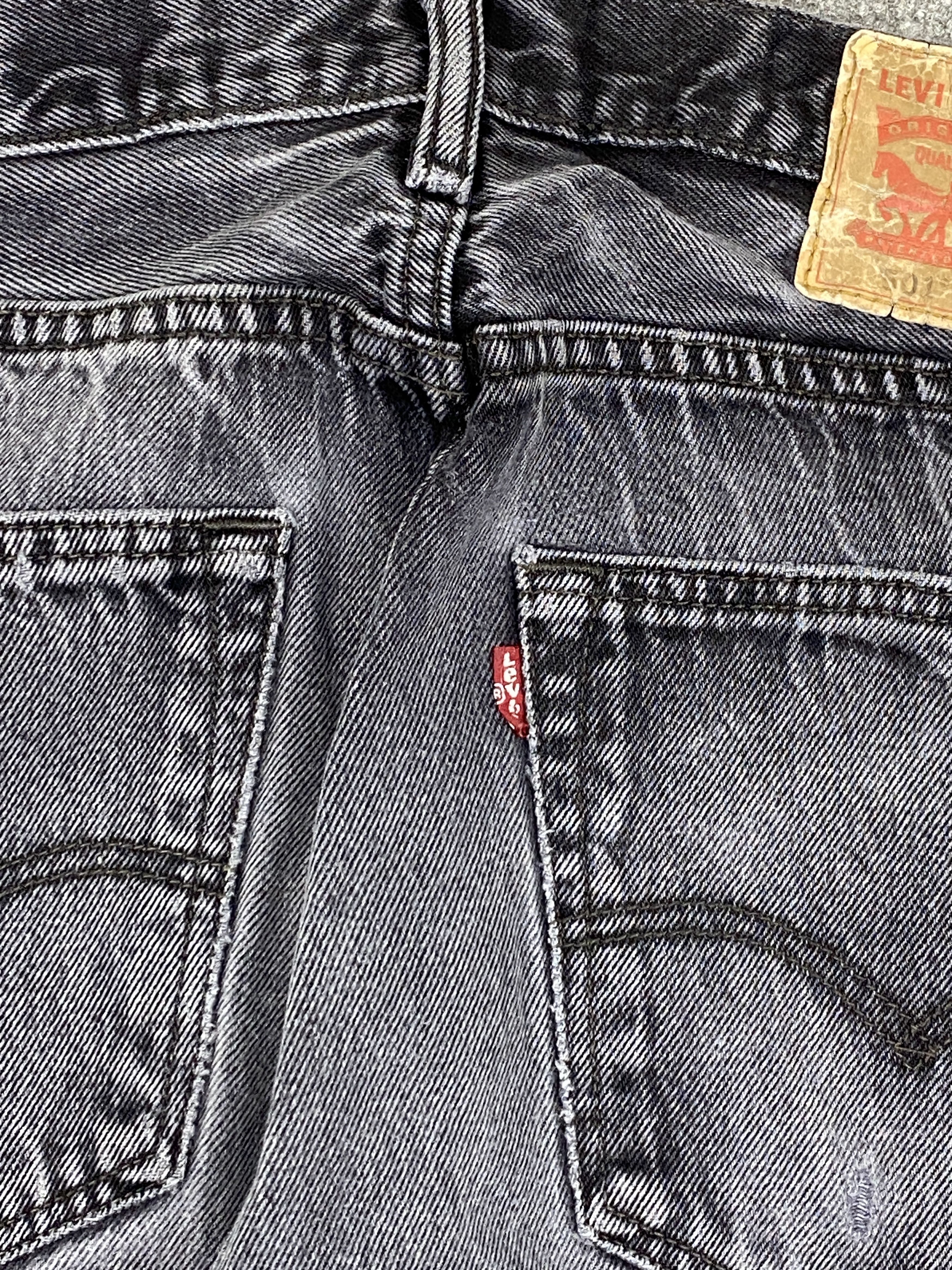 Levi's Vintage Levis 501 Distressed Faded Black Jeans DP2733 Size US 31 - 6 Thumbnail