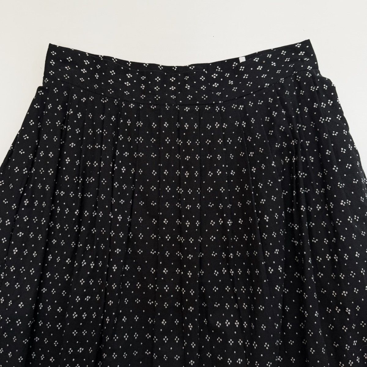 Marimekko 2000s Marimekko Stardust Polka Dots Pleated Midi Skirt Size 24" / US 00 / IT 34 - 2 Thumbnail