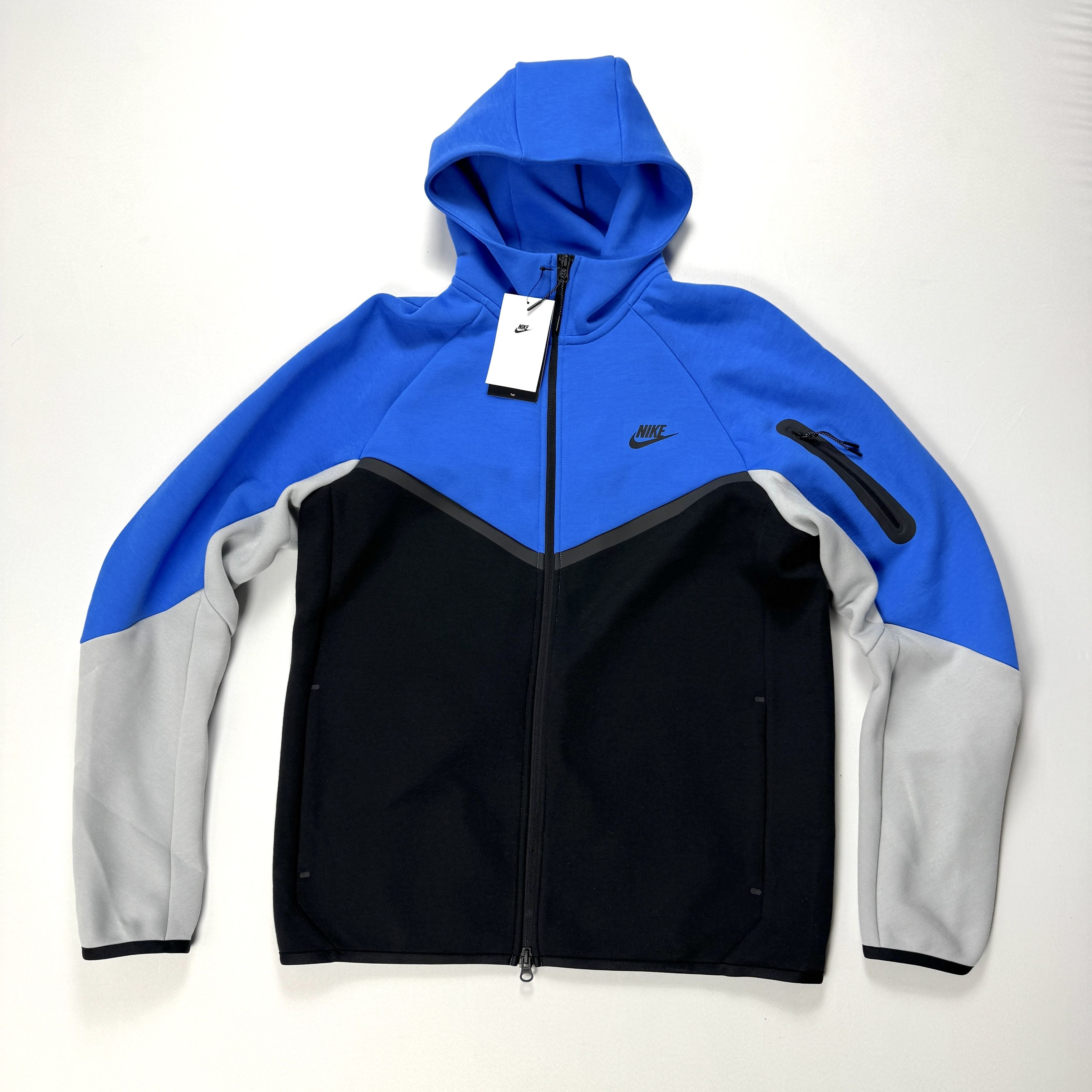 Nike Nike Mens Windrunner Full Zip Jacket Blue Gray Sz M Tall NWT Size US M / EU 48-50 / 2 - 1 Thumbnail